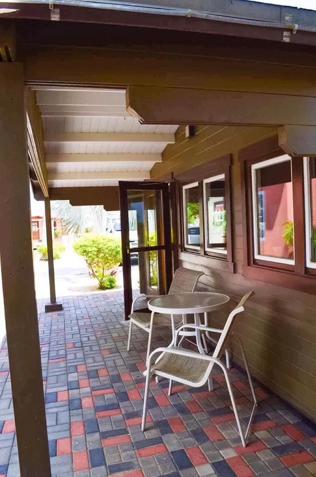 Seating Area in La Felicidad