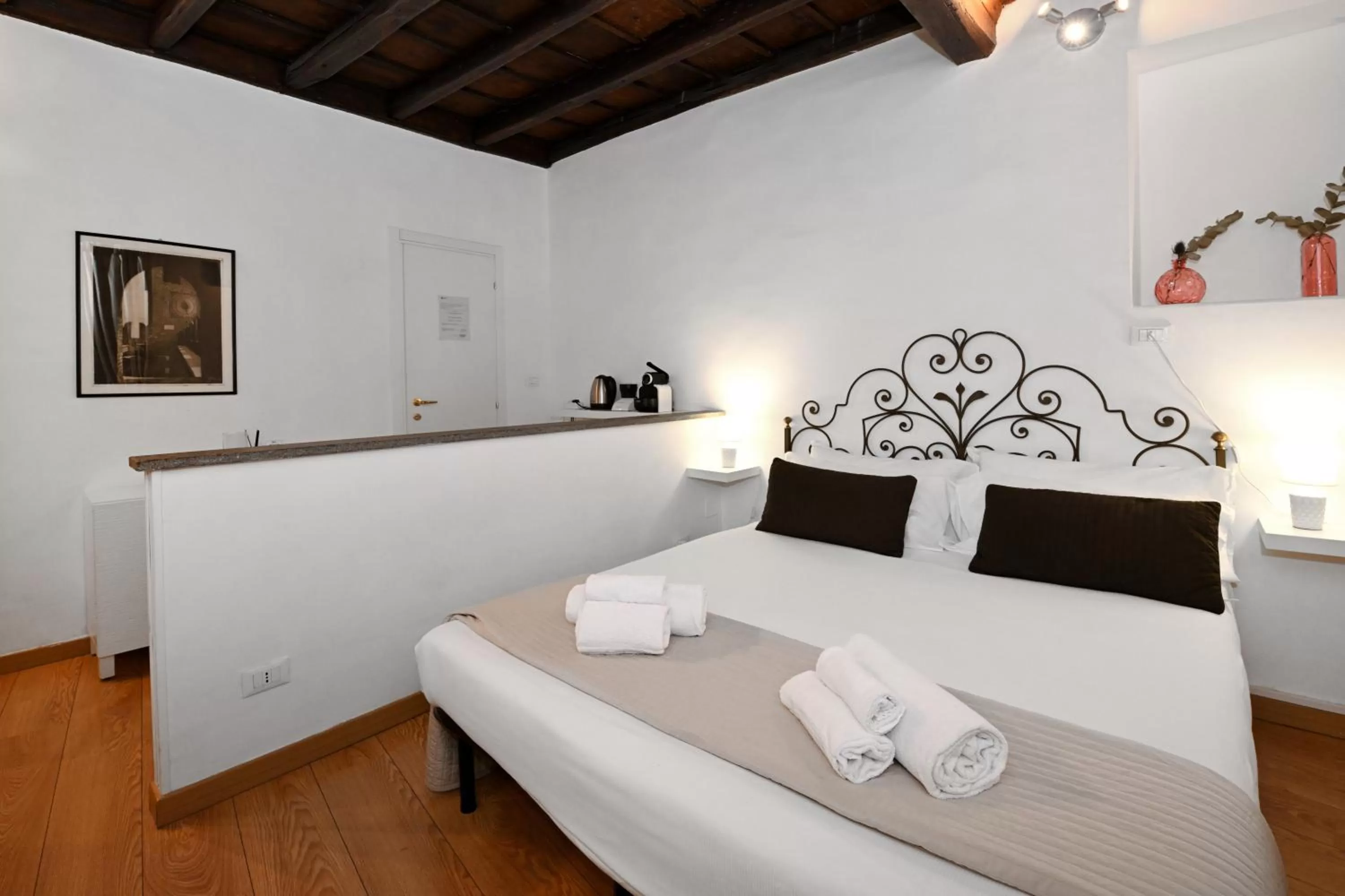 Bed in Sangallo Rooms - Residenze Romanae