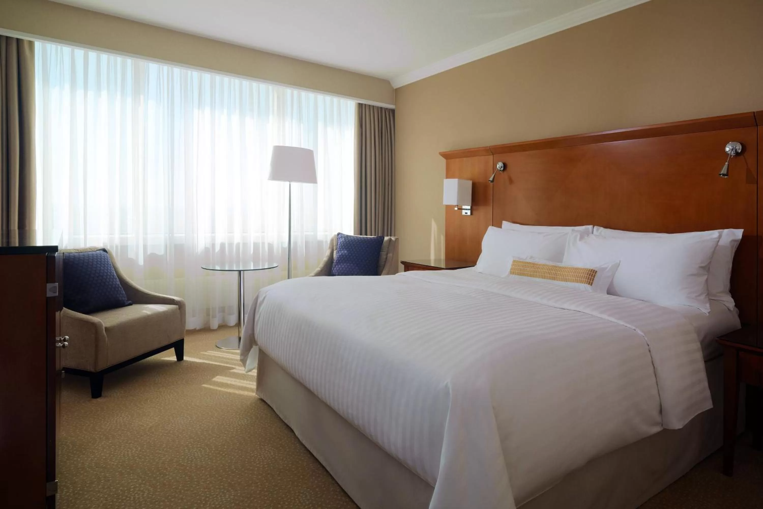 Bedroom, Bed in Warsaw Presidential Hotel