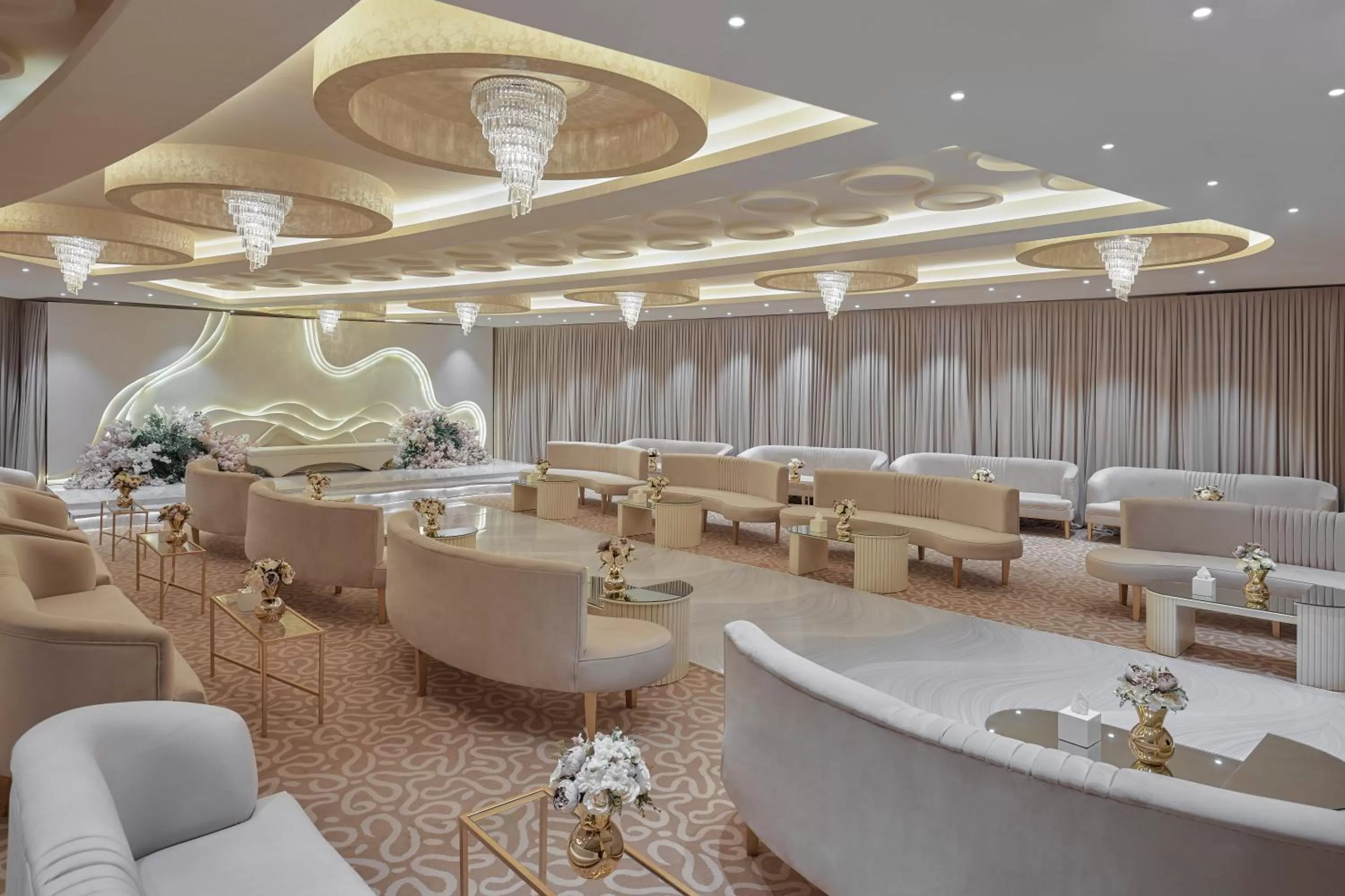 wedding in Crowne Plaza Riyadh Palace by IHG