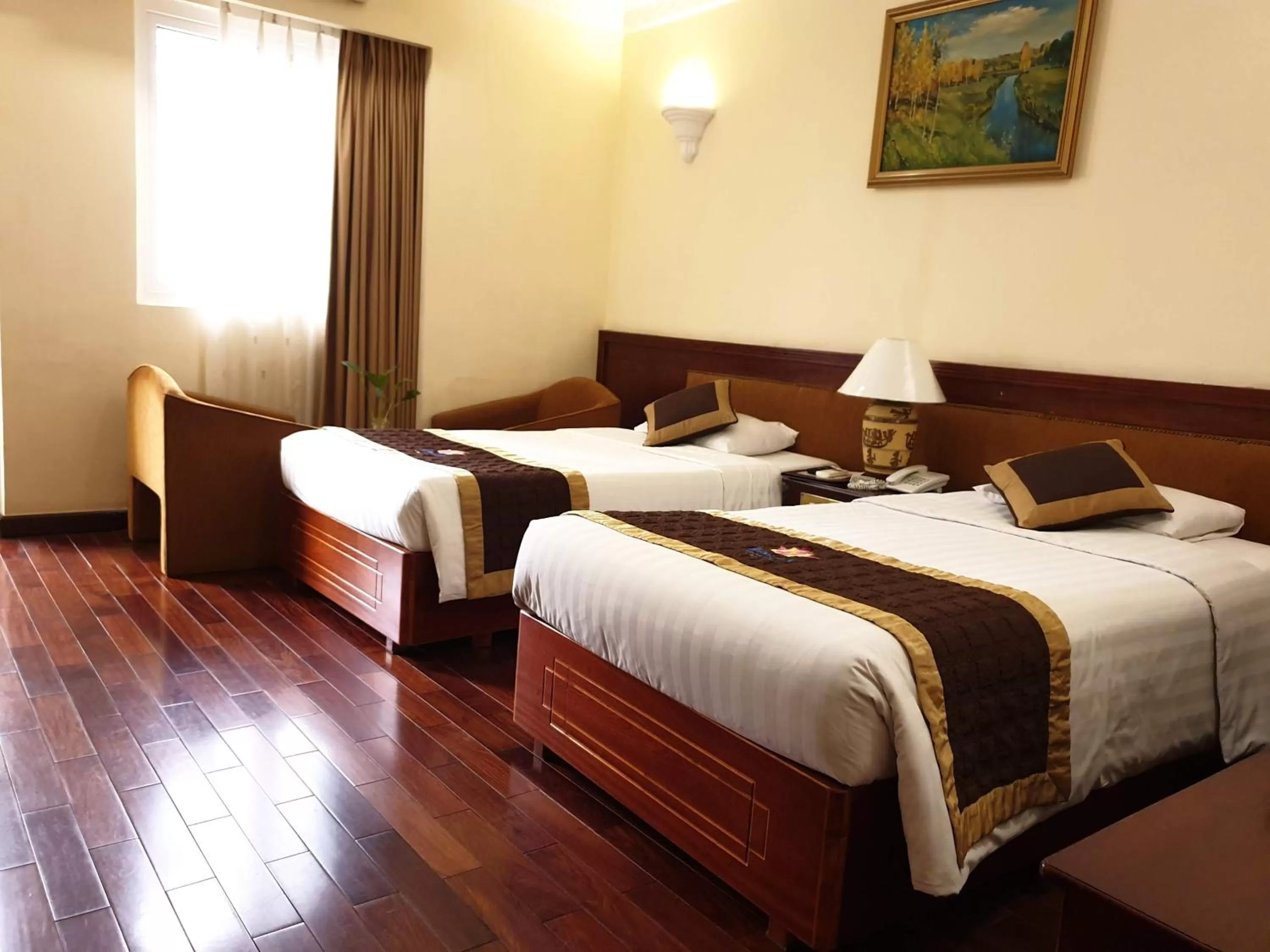 Bedroom, Bed in Huong Sen Hotel