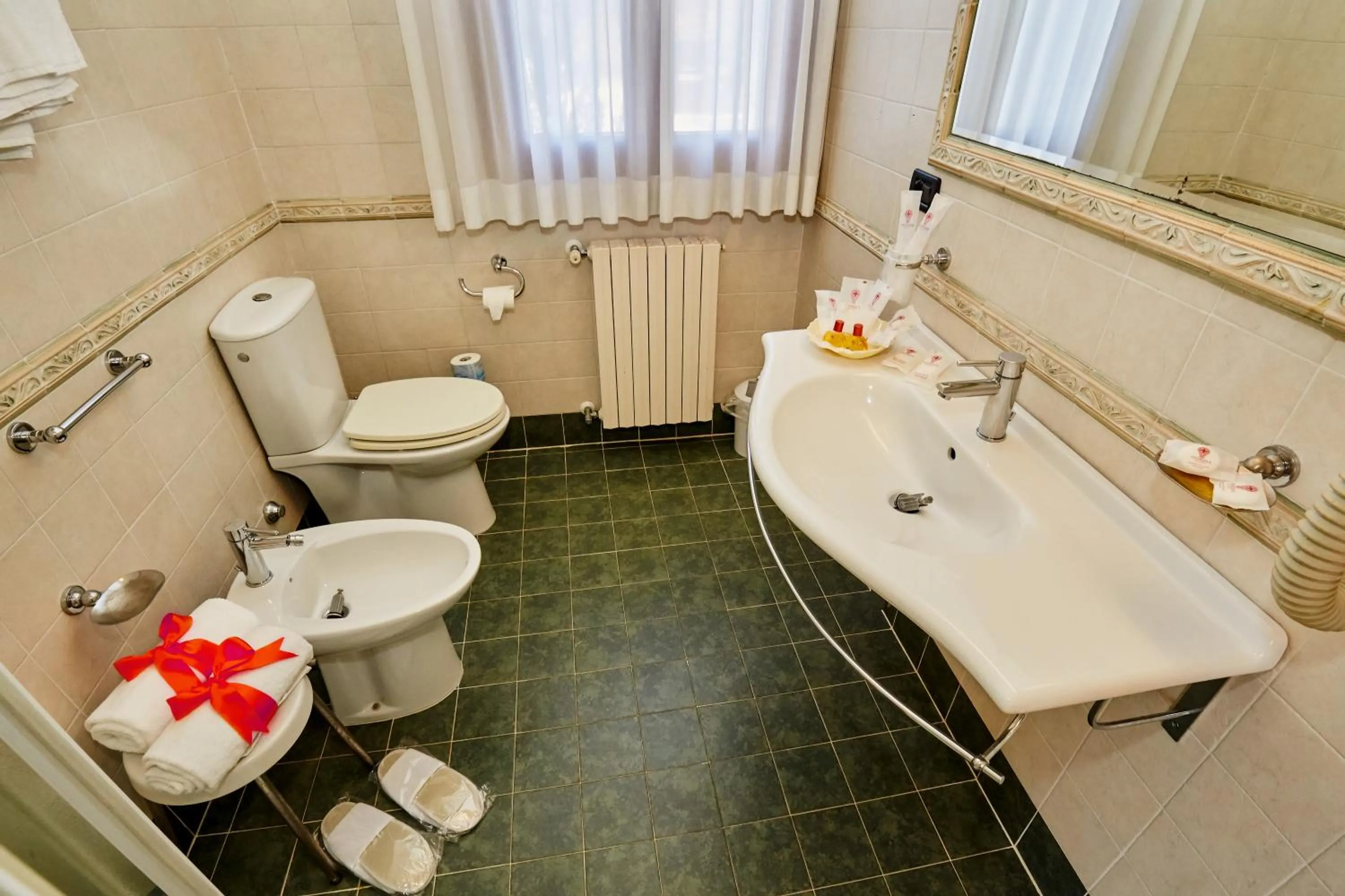 Shower in Hotel Riviera dei Dogi