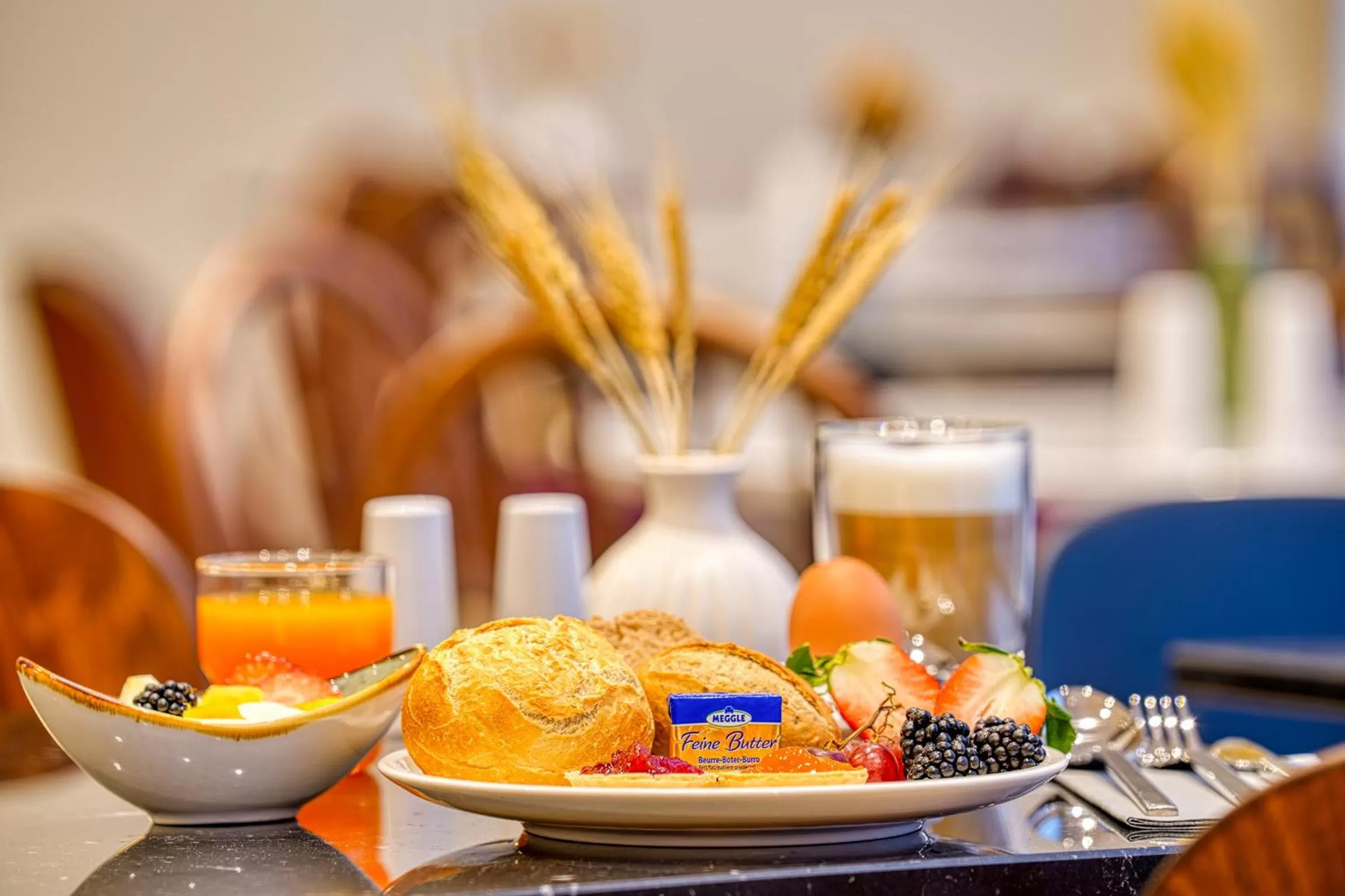 Breakfast in Vienna House Easy by Wyndham Freiburg City