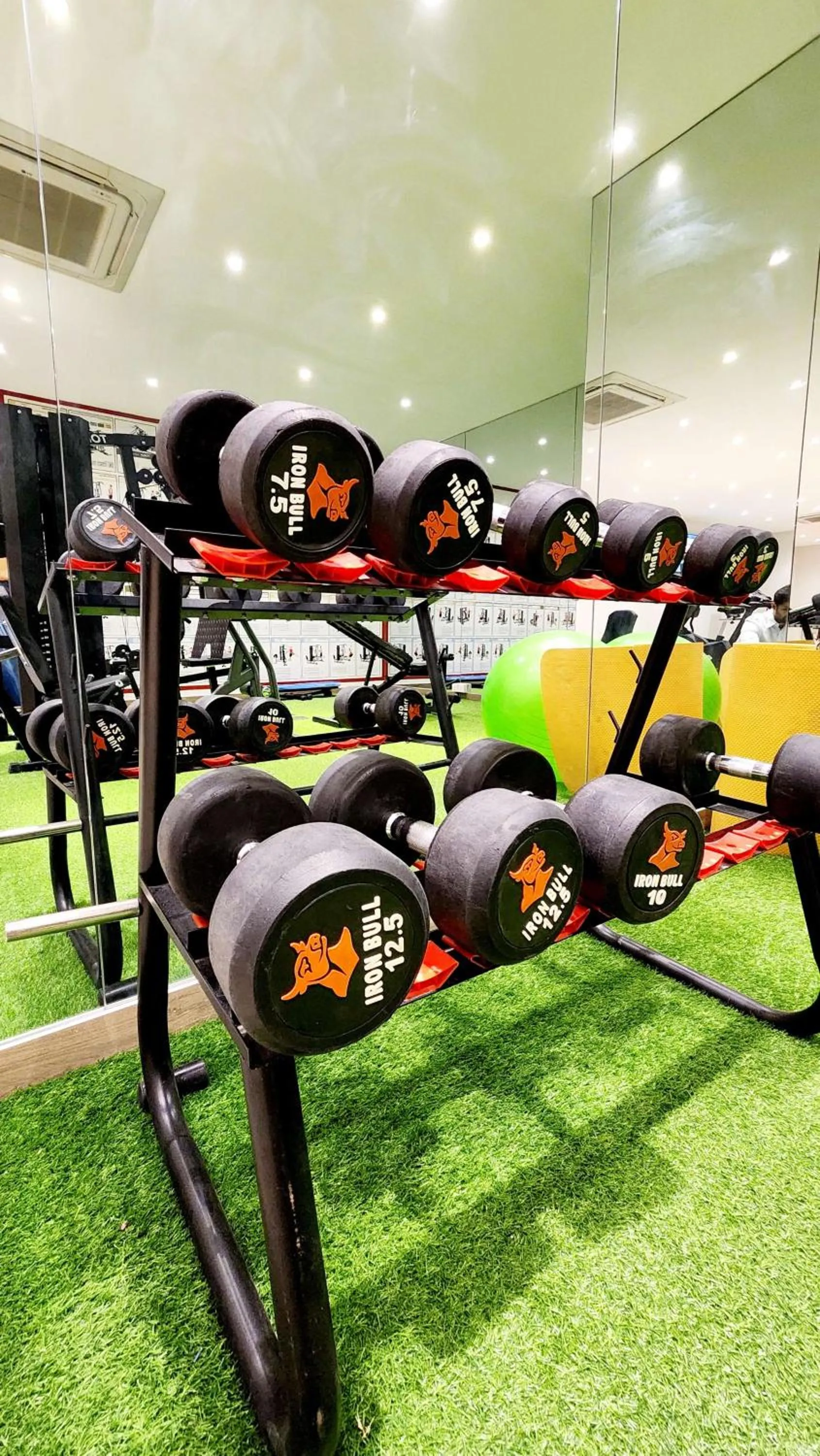 Fitness centre/facilities in Best Western Premier Hotel Gulberg Lahore