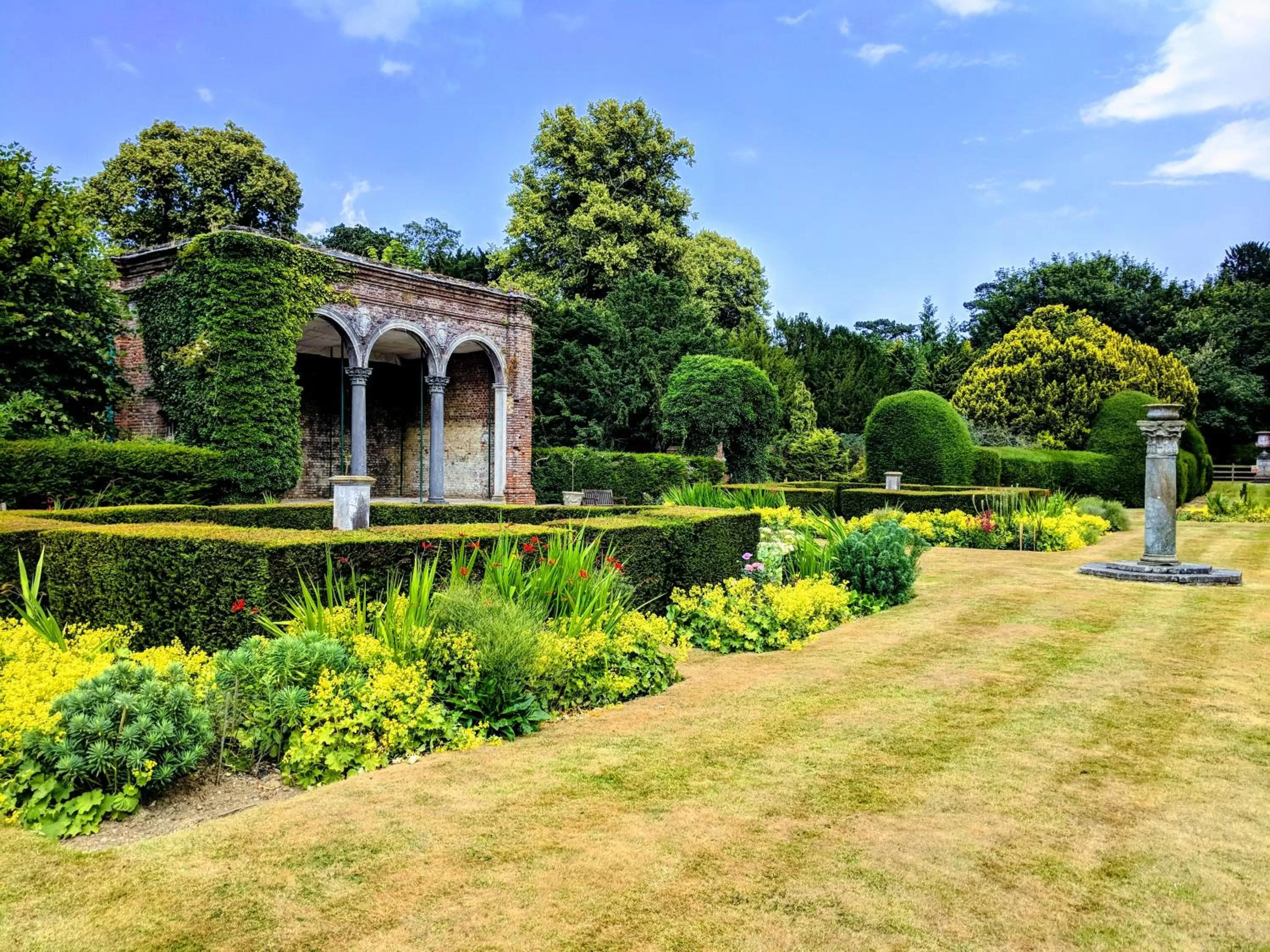 Garden in Broome Park Hotel