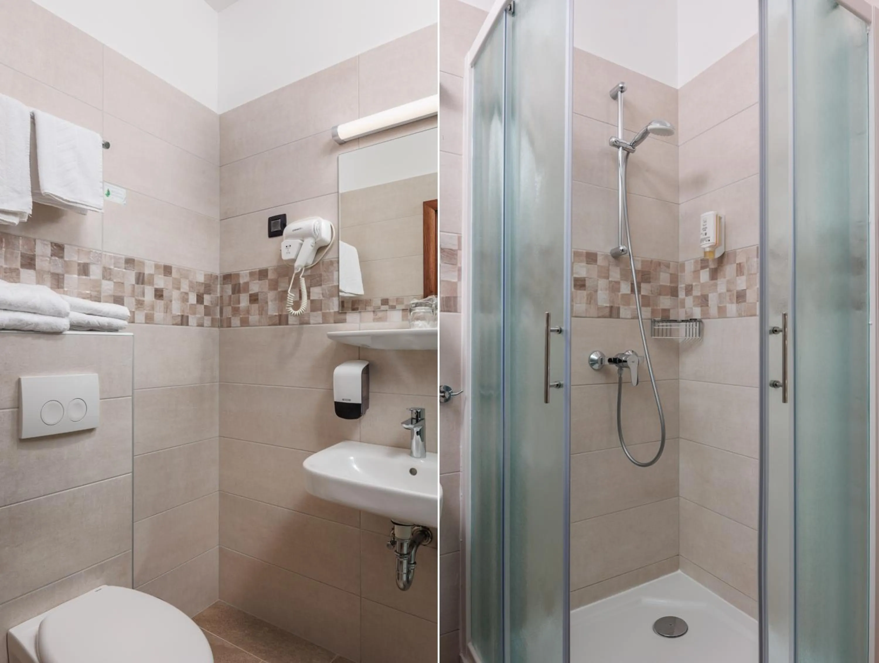 Bathroom in Hotel Continental