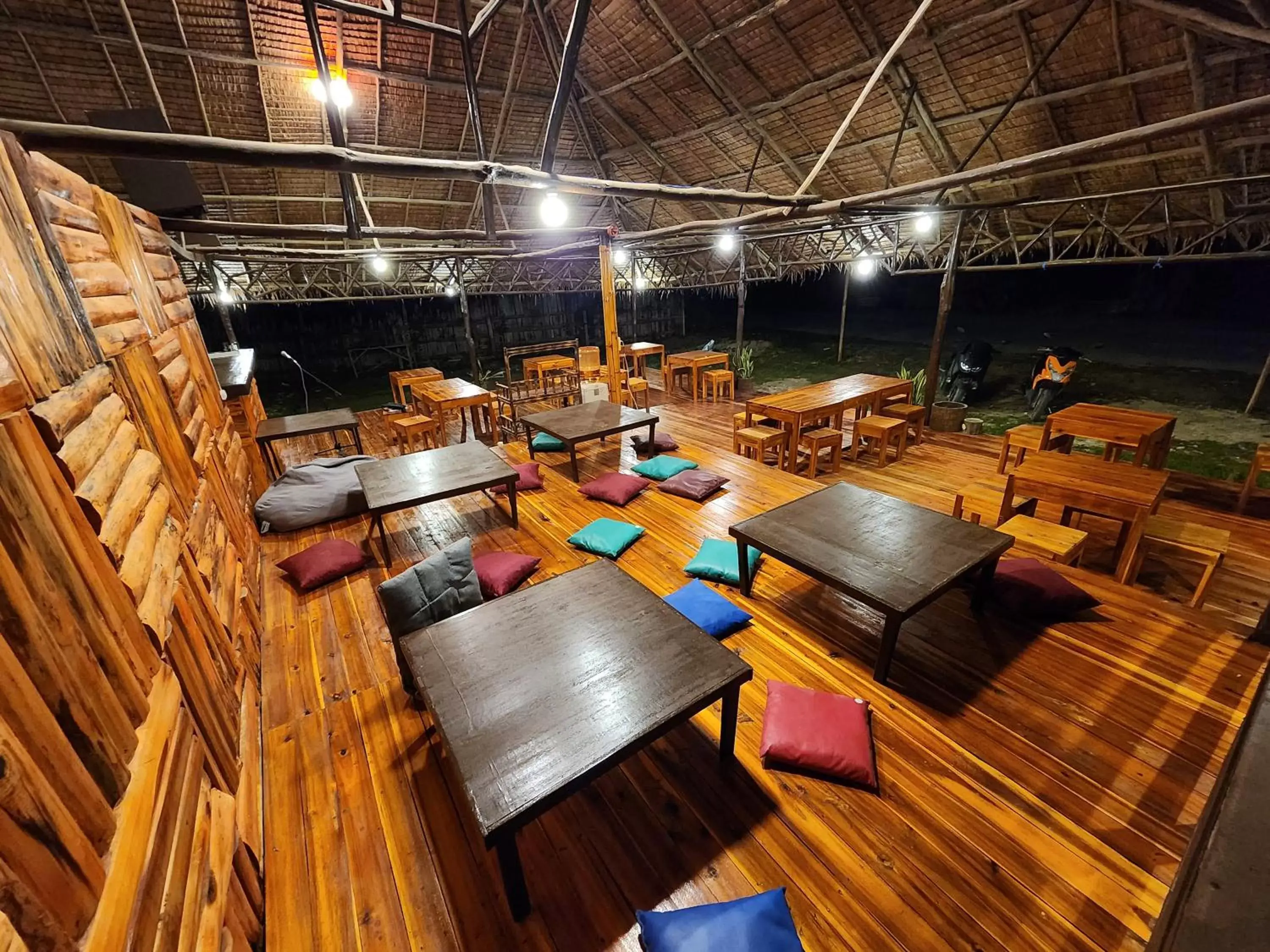 Dam Dam Place Dam Dam Place