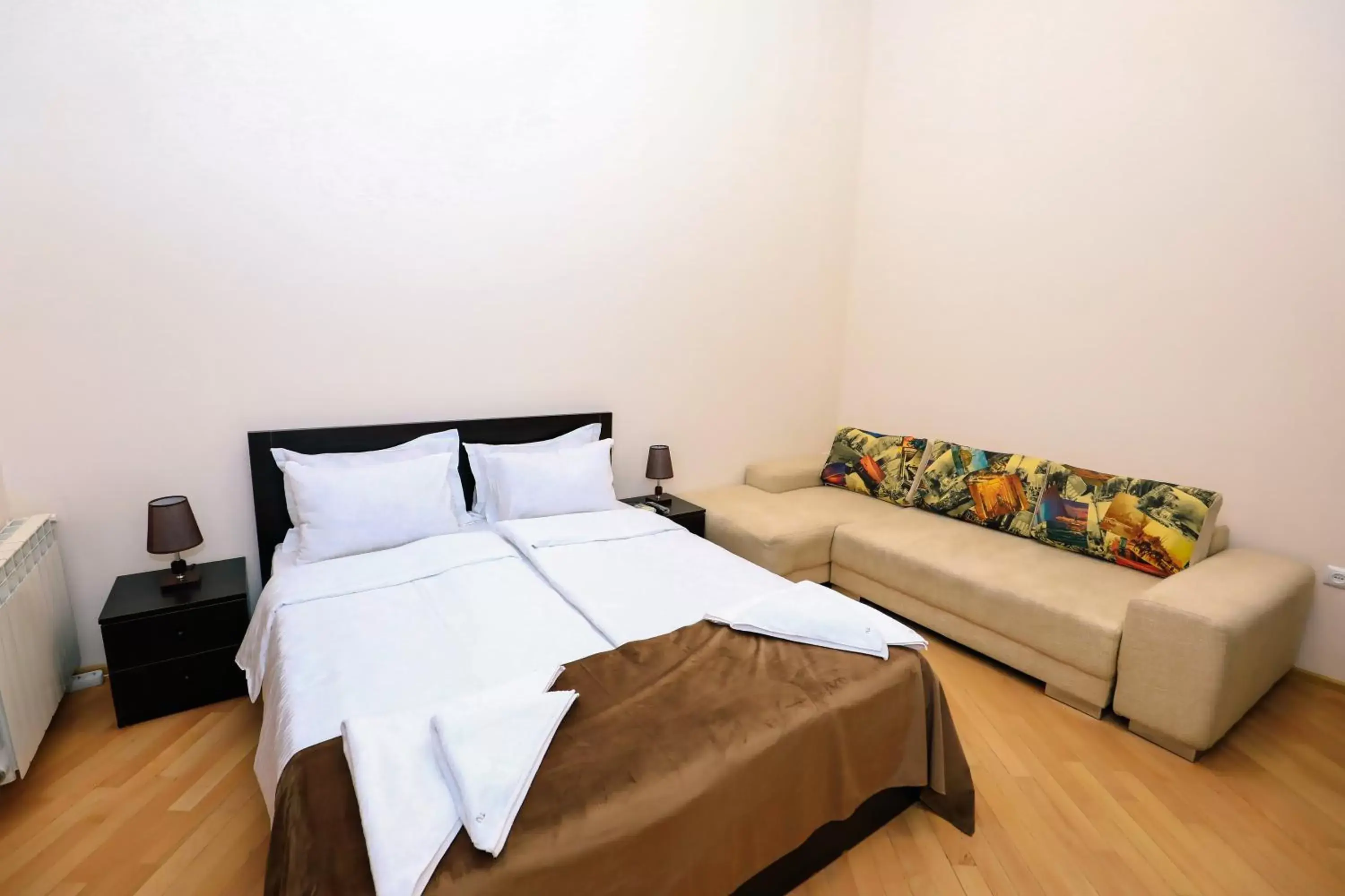 Economy Quadruple Room in Tamarisi Old Tbilisi Economy Quadruple Room in Tamarisi Old Tbilisi