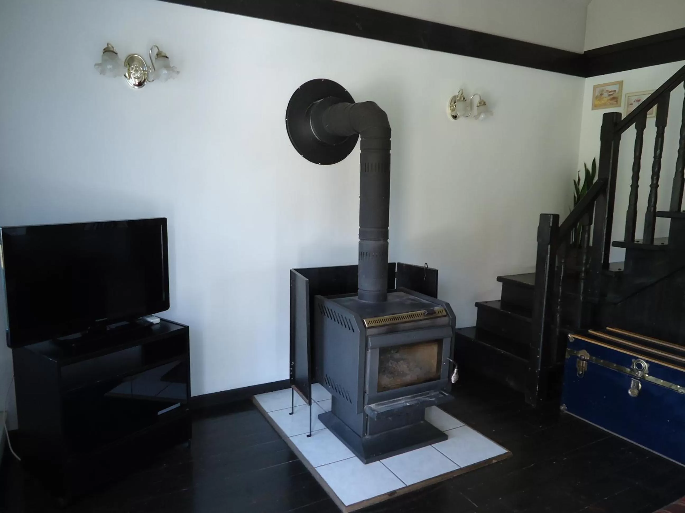 Living room, TV/Entertainment Center in Maison Chez Laurent