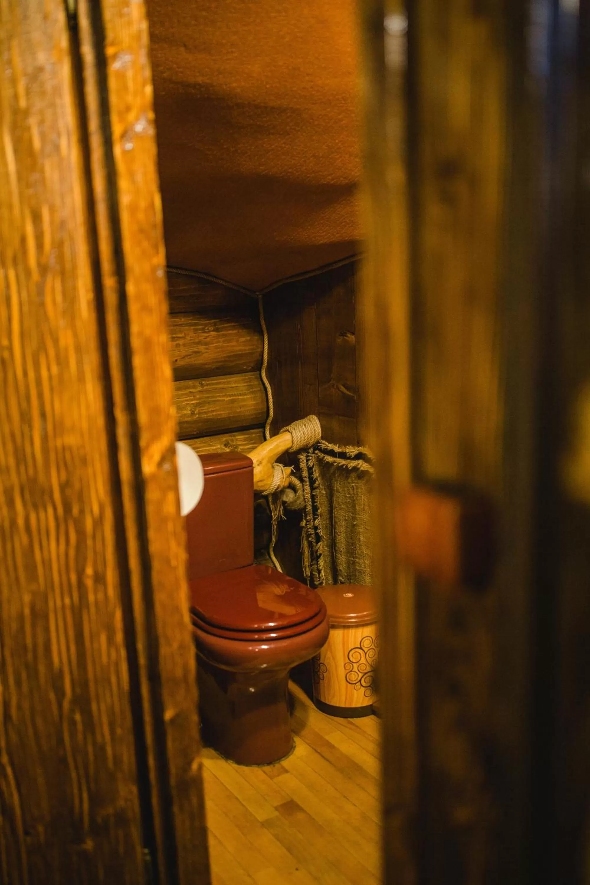 Bathroom in Kolyba Opryshkiv