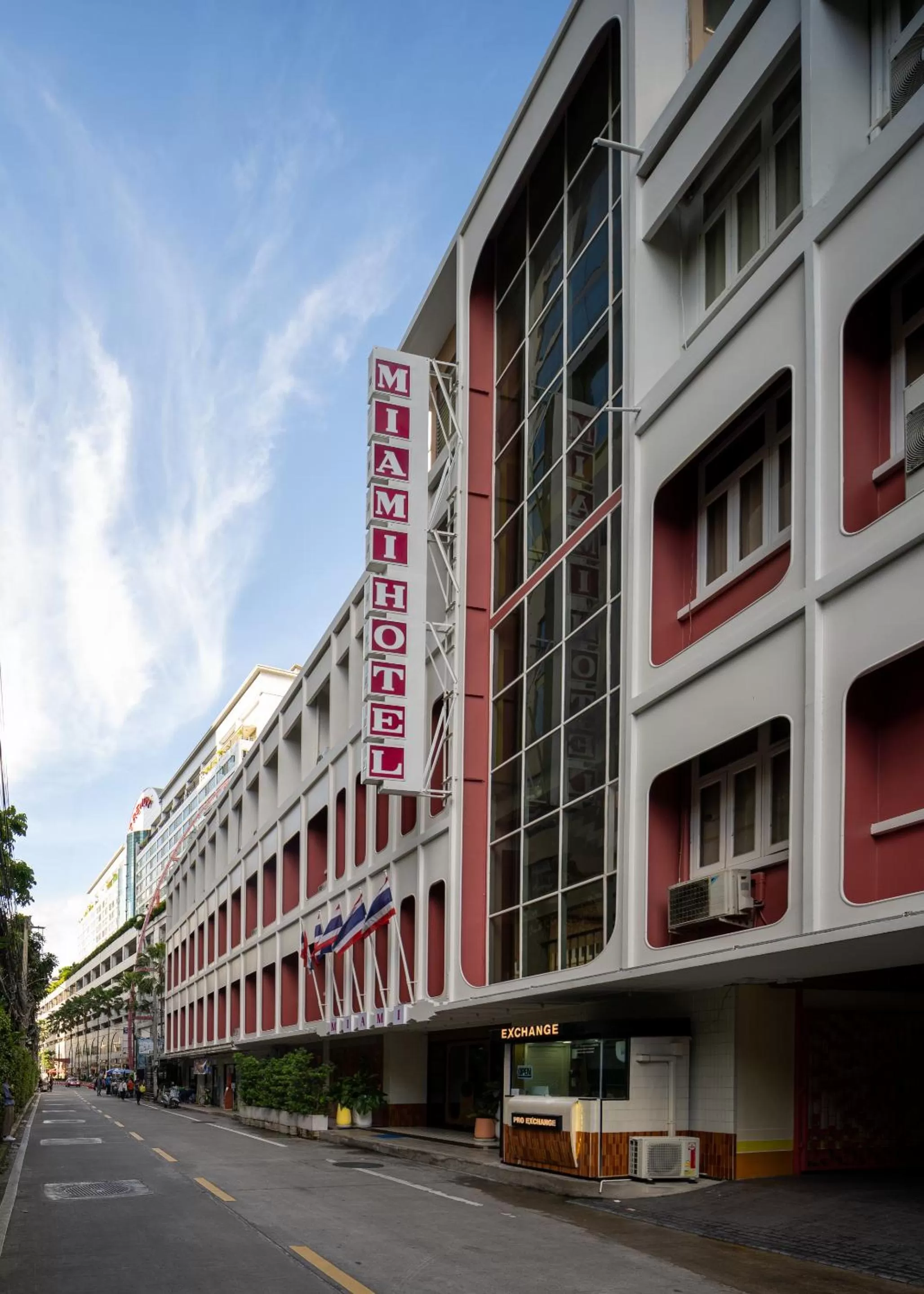 Property building in Miami Hotel Bangkok