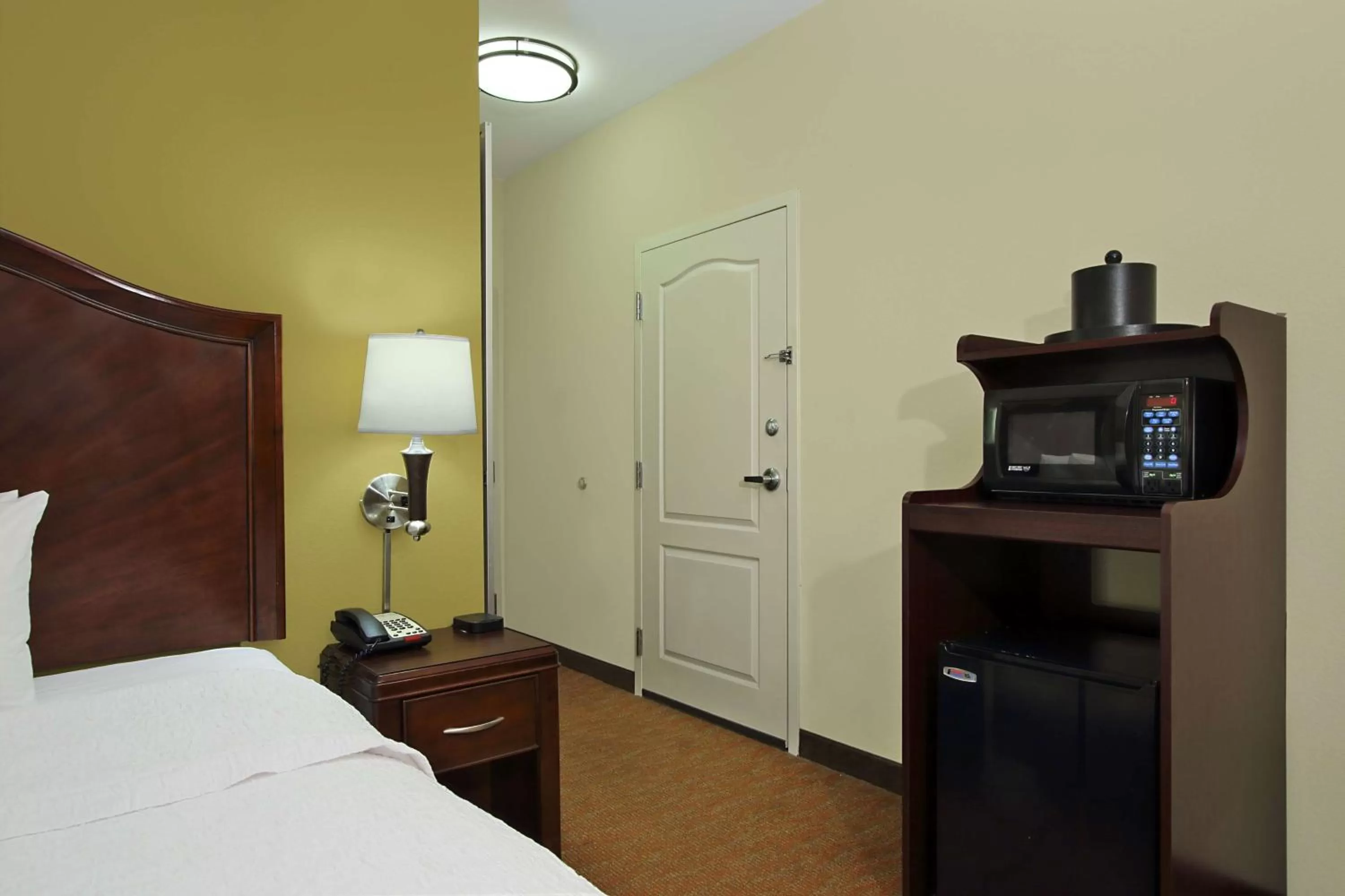 Bedroom, Bed in Hampton Inn & Suites Conroe I 45 North