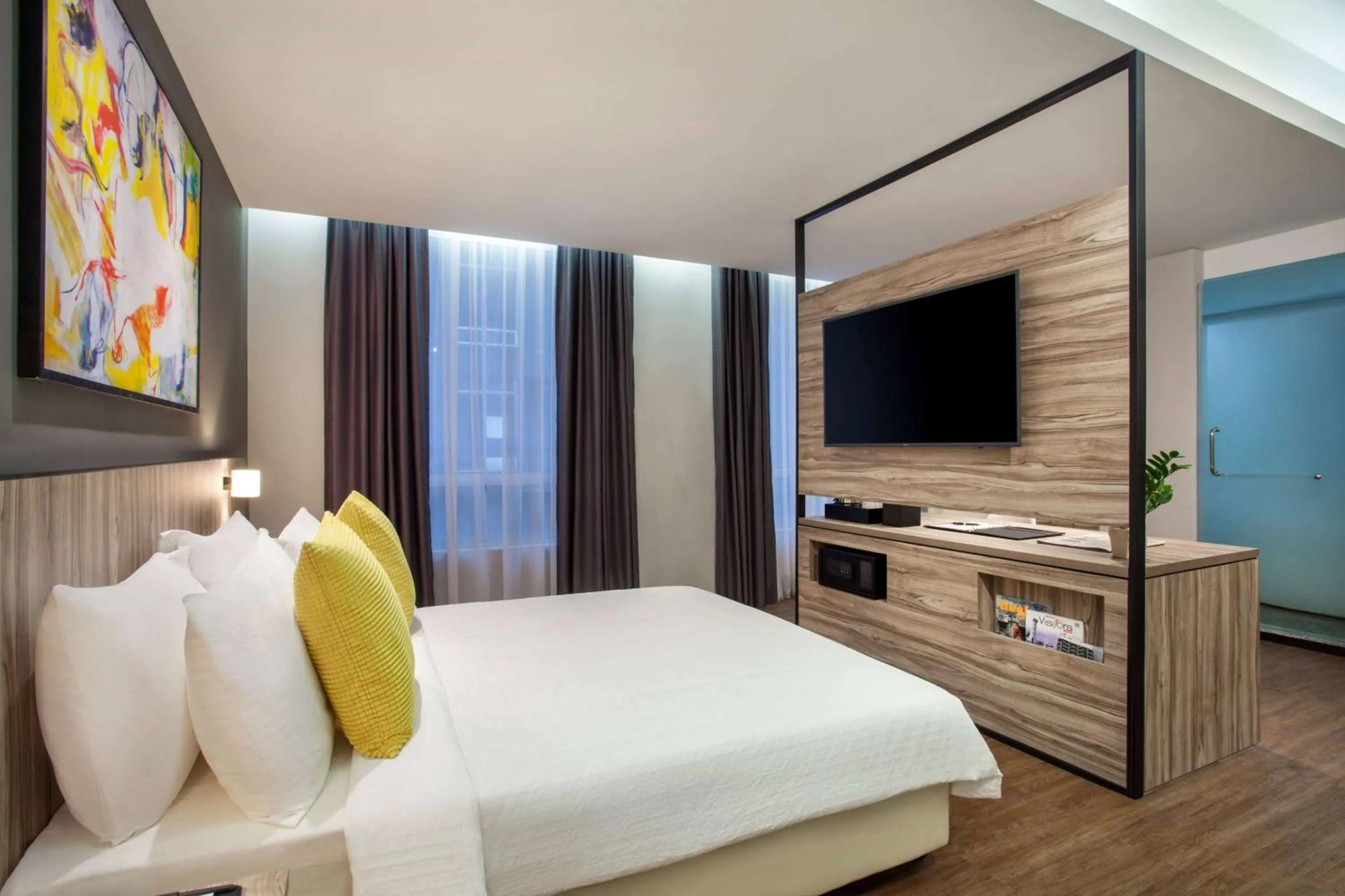 Photo of the whole room, Bed in Days Hotel & Suites by Wyndham KL - Chan Sow Lin MRT or LRT