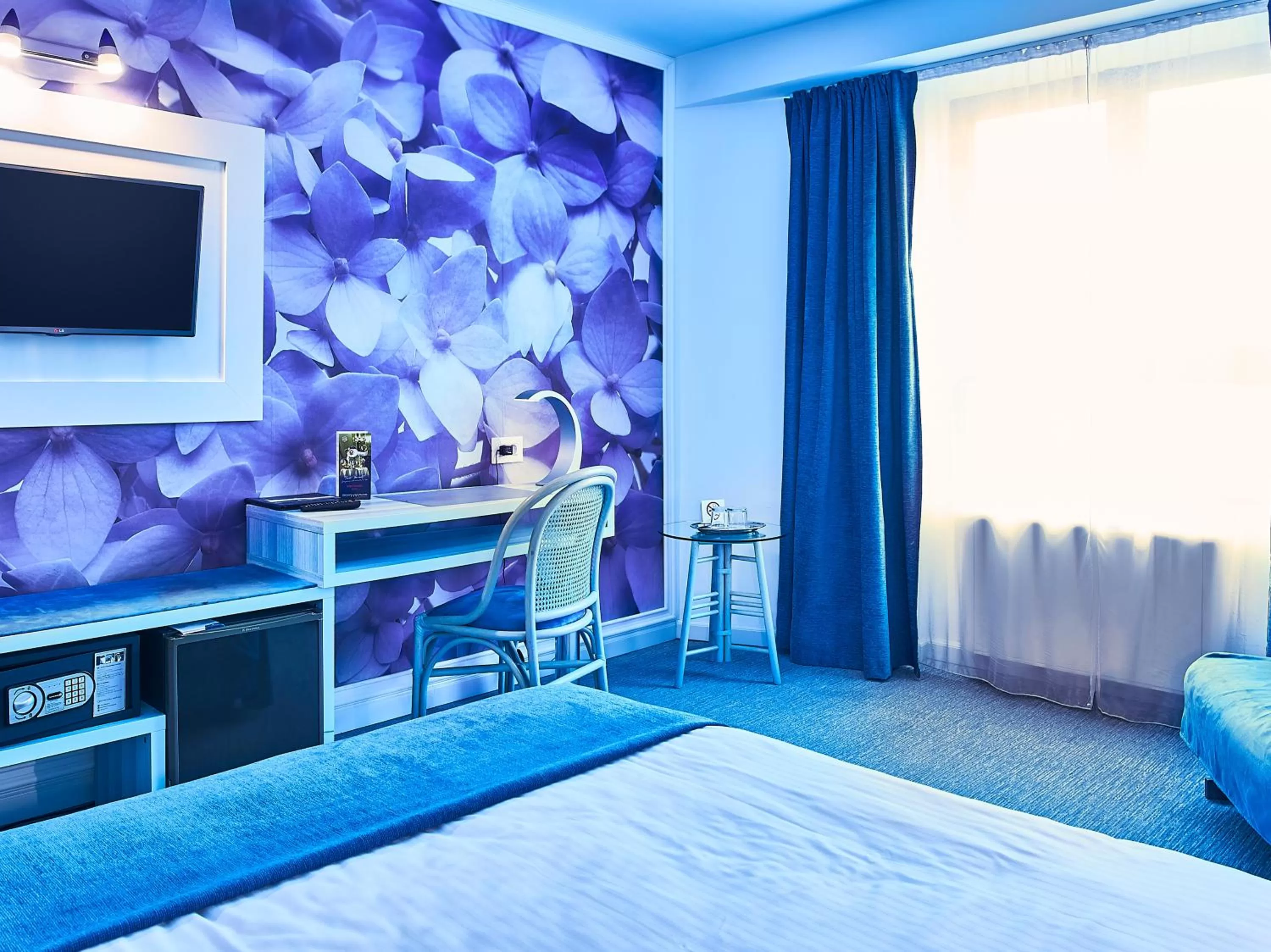 TV and multimedia, Bed in Continental Forum Tirgu Mures