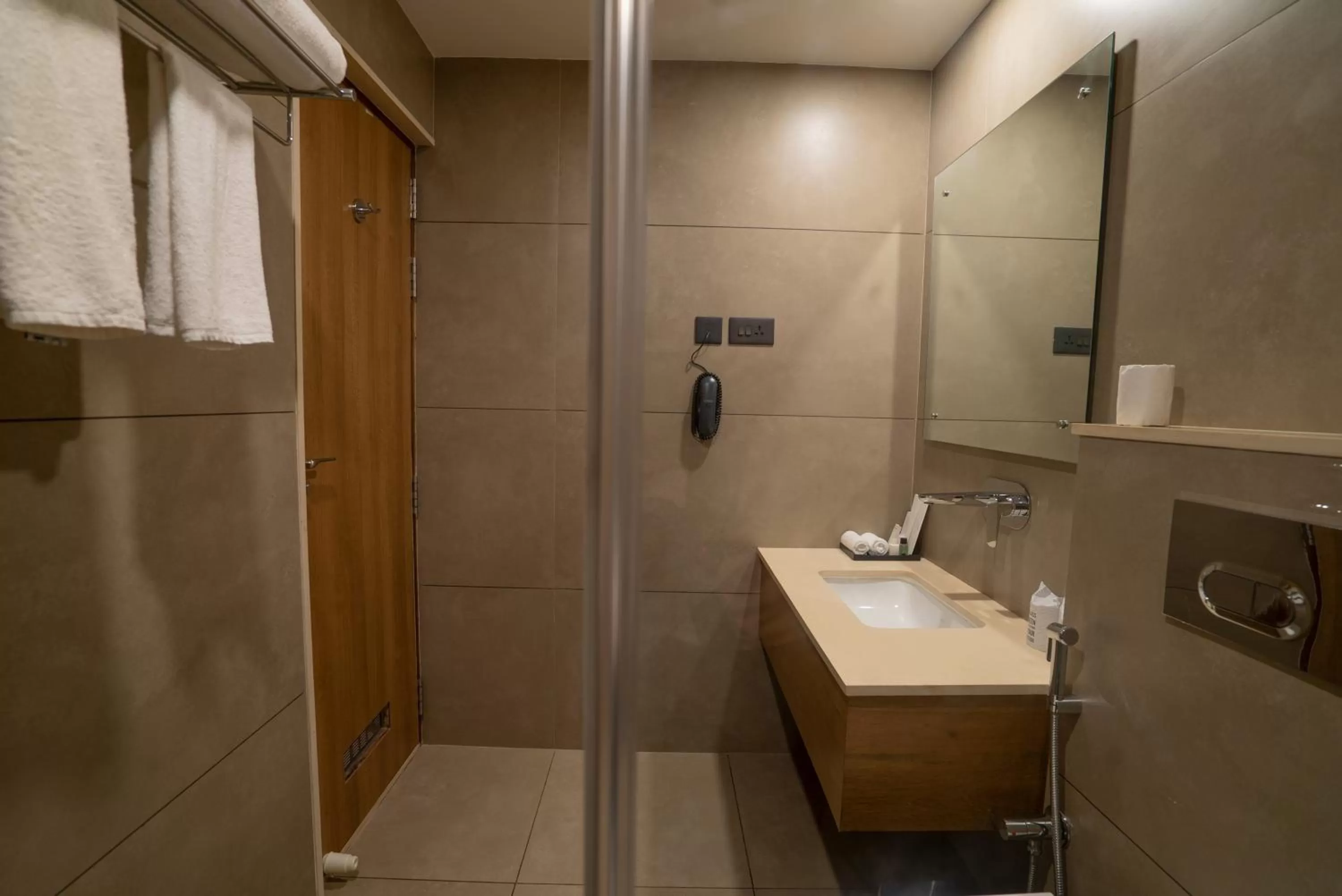 Shower in Surya Heritage Hotels