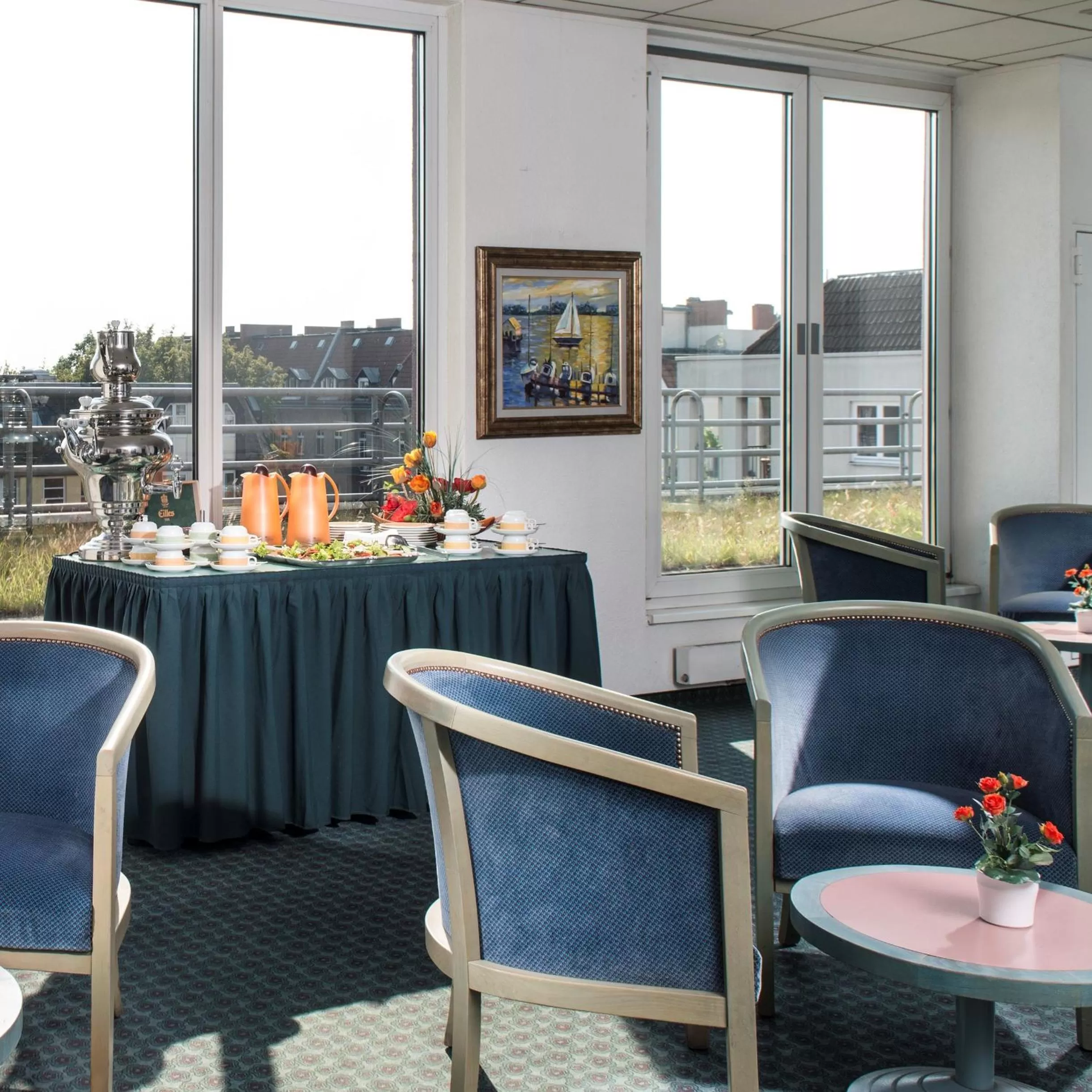 Lounge or bar in ibis Berlin City Nord