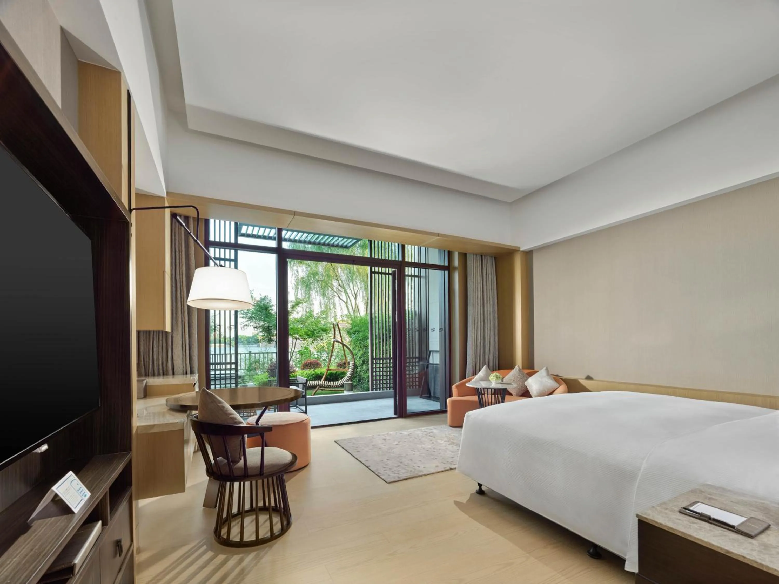 Bedroom, Bed in Hilton Shanghai Songjiang Guangfulin