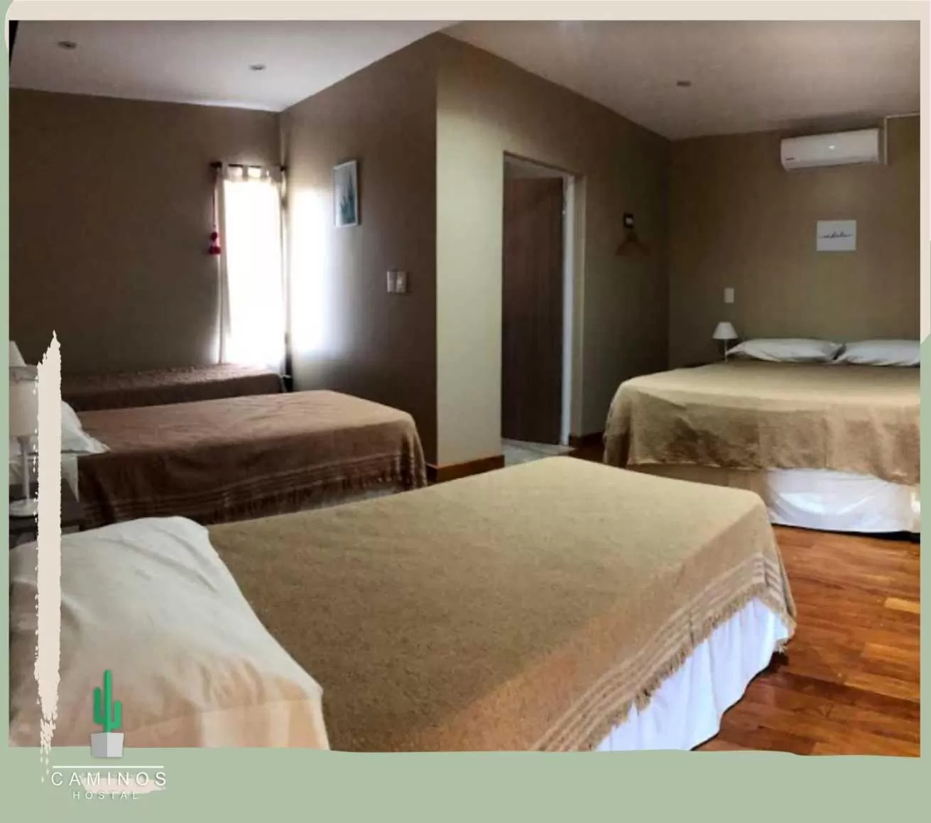 Family Room with Balcony in Caminos Hostal