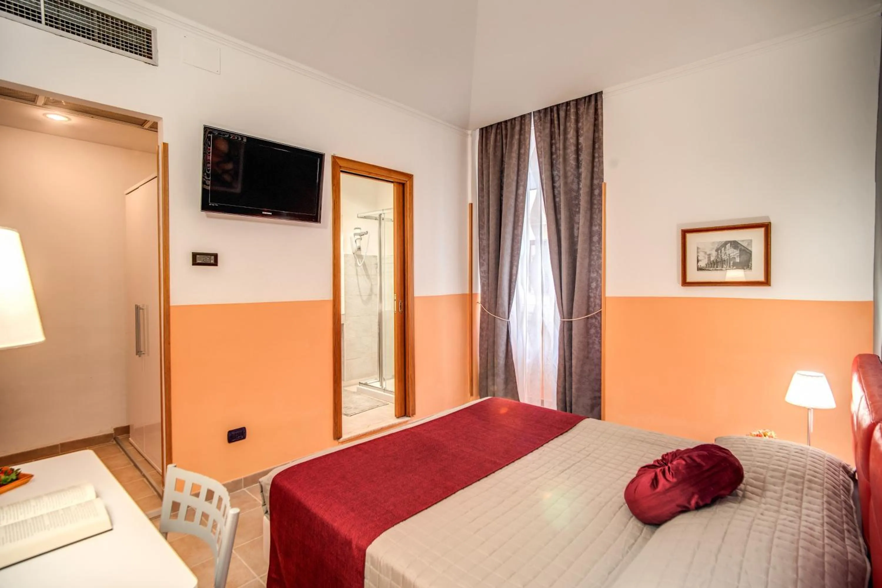 Bedroom, Bed in Magnifico Rome