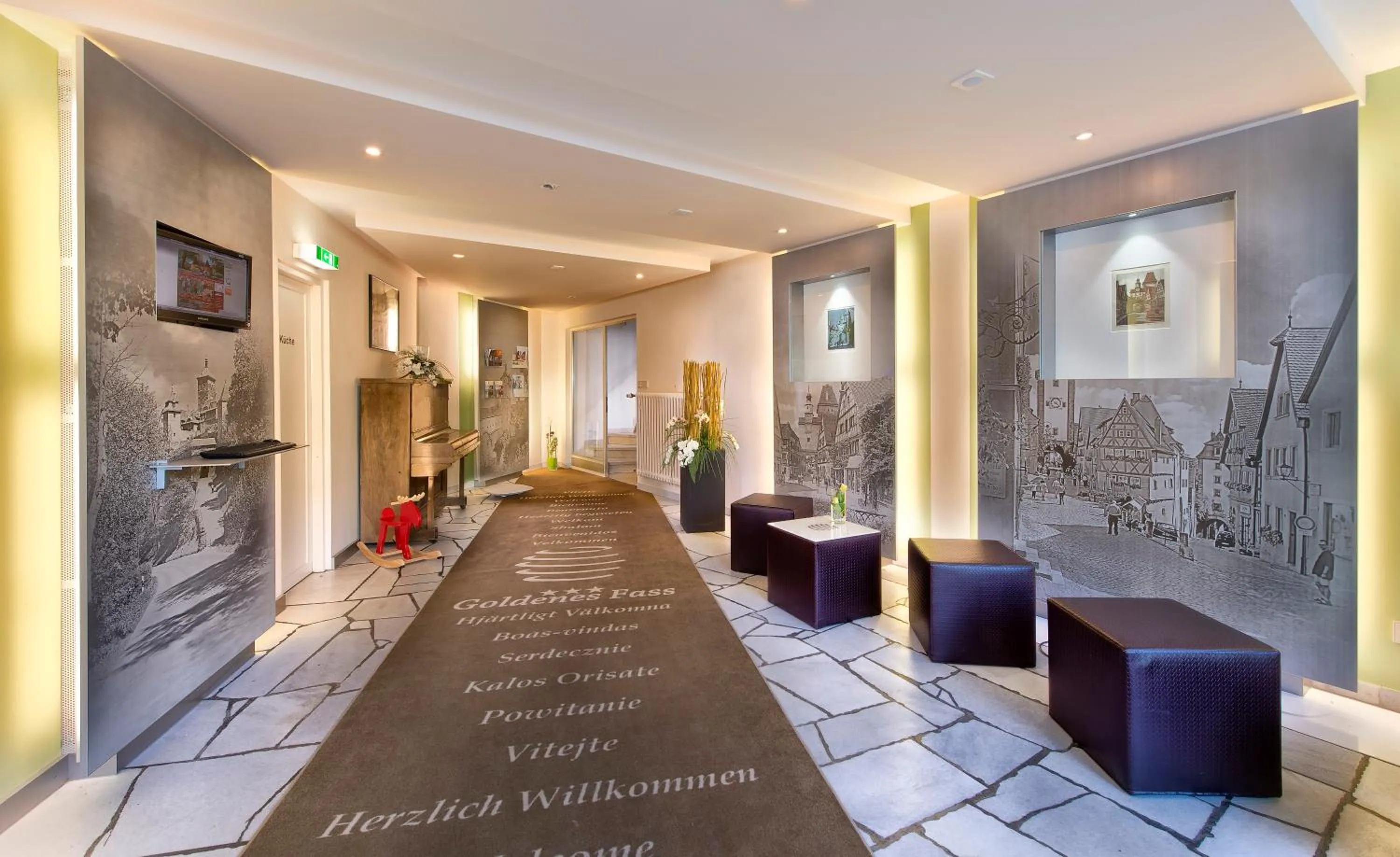 Lobby or reception in Hotel Goldenes Fass in Rothenburg ob der Tauber