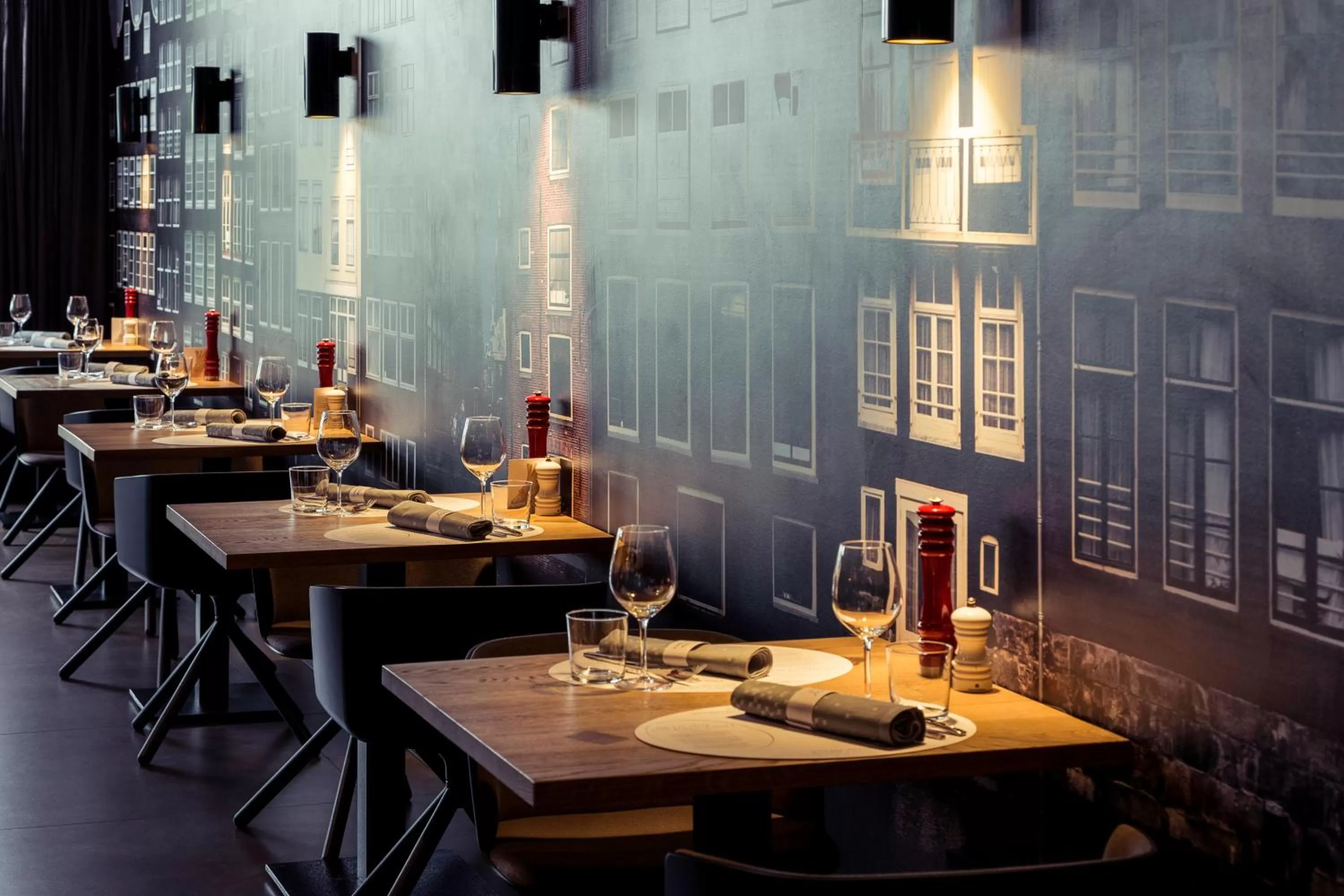 Restaurant/places to eat in Mercure Amsterdam City Hotel