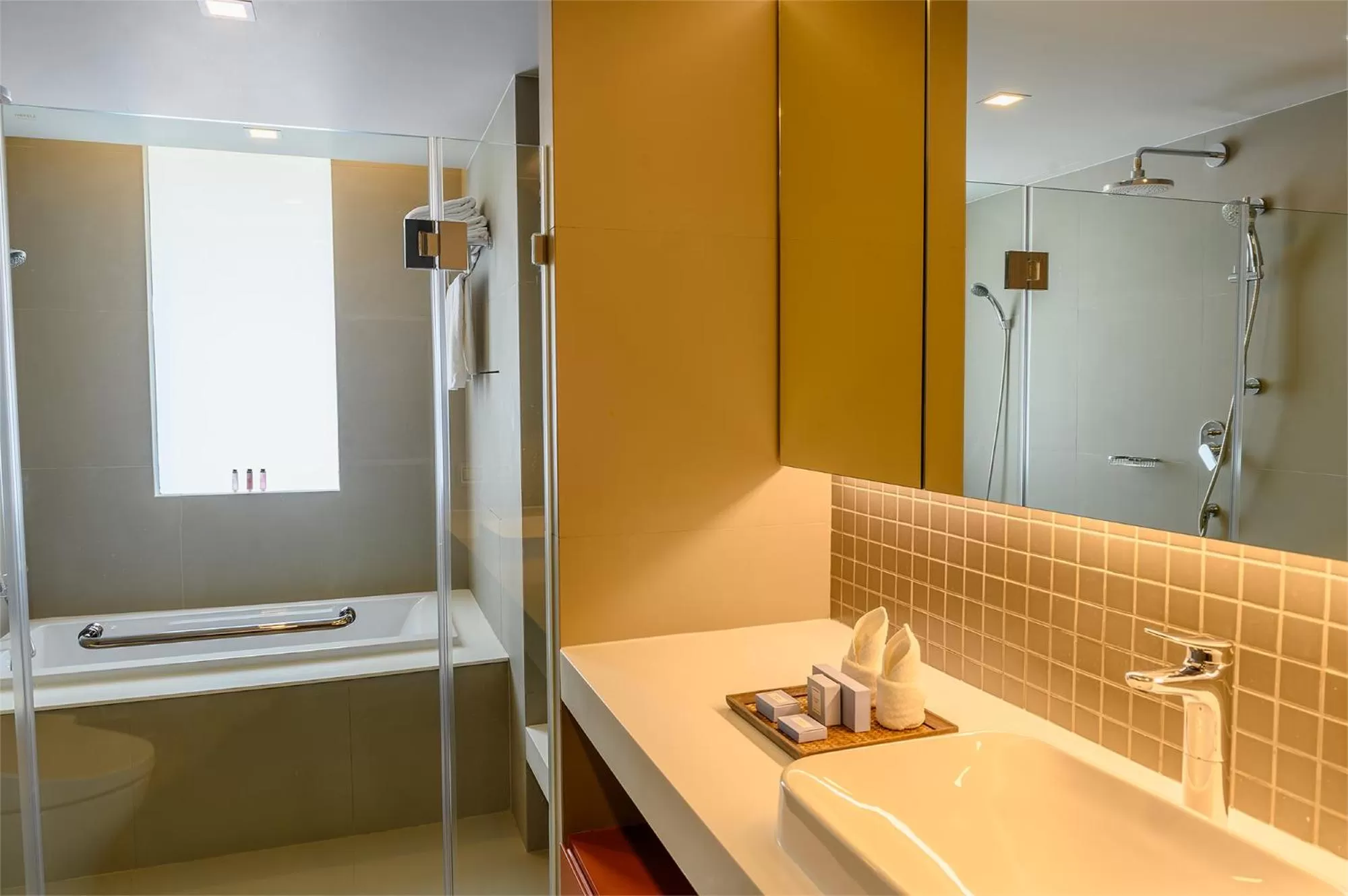 Bathroom in Oakwood Residence Sukhumvit Thonglor Bangkok
