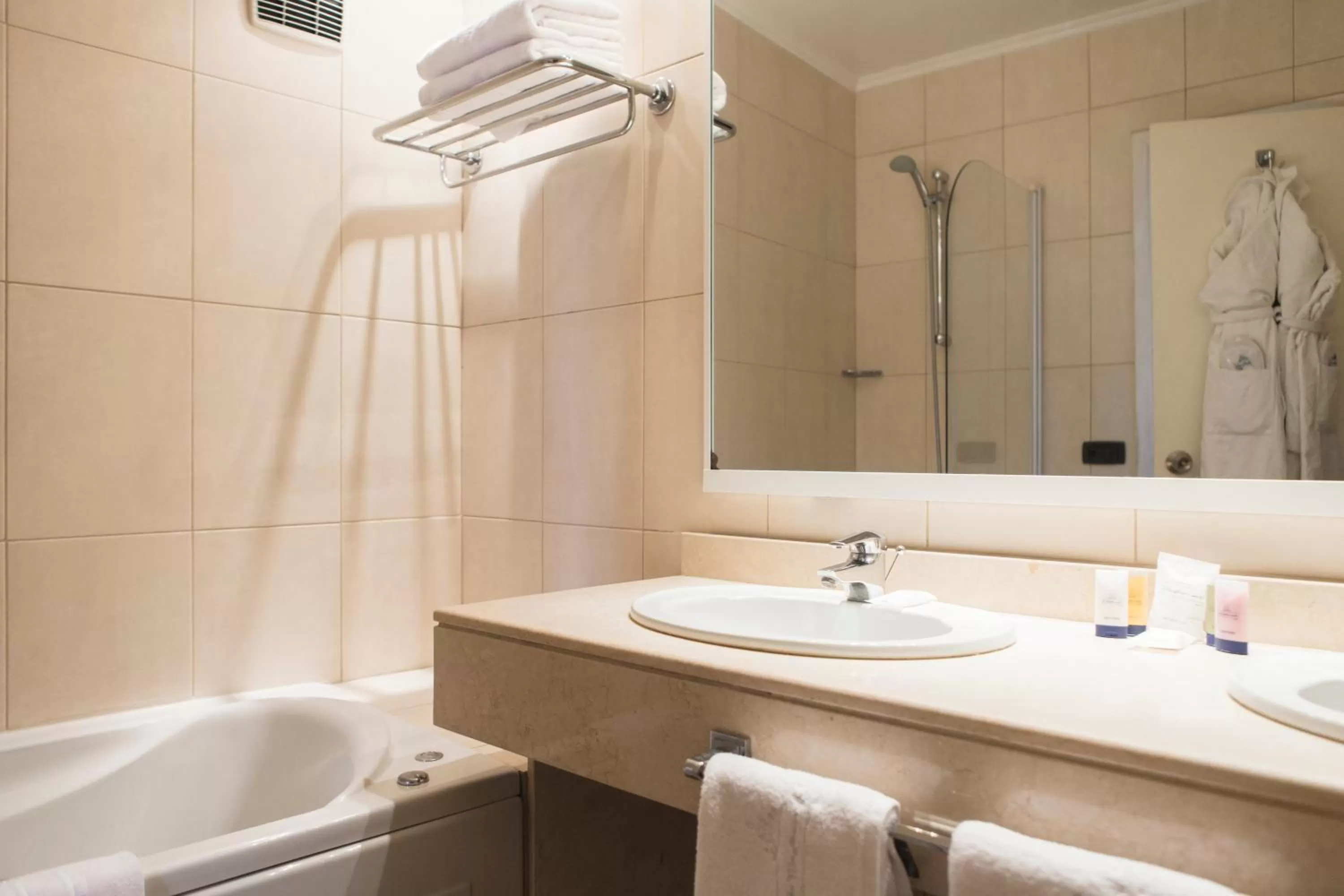 Bathroom in The Mayflower Hotel