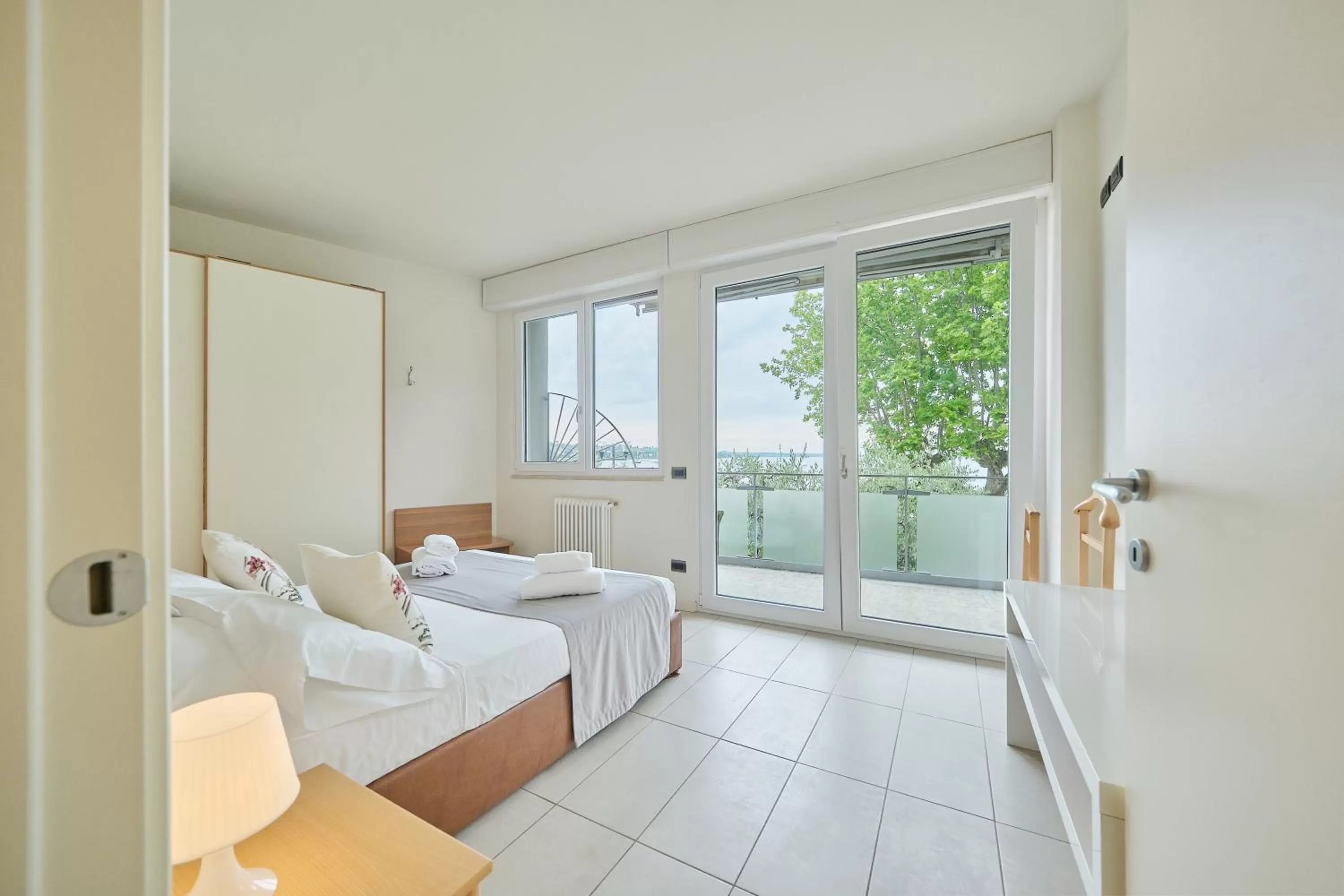 Bedroom, Bed in Front Lake Apartment Bardolino