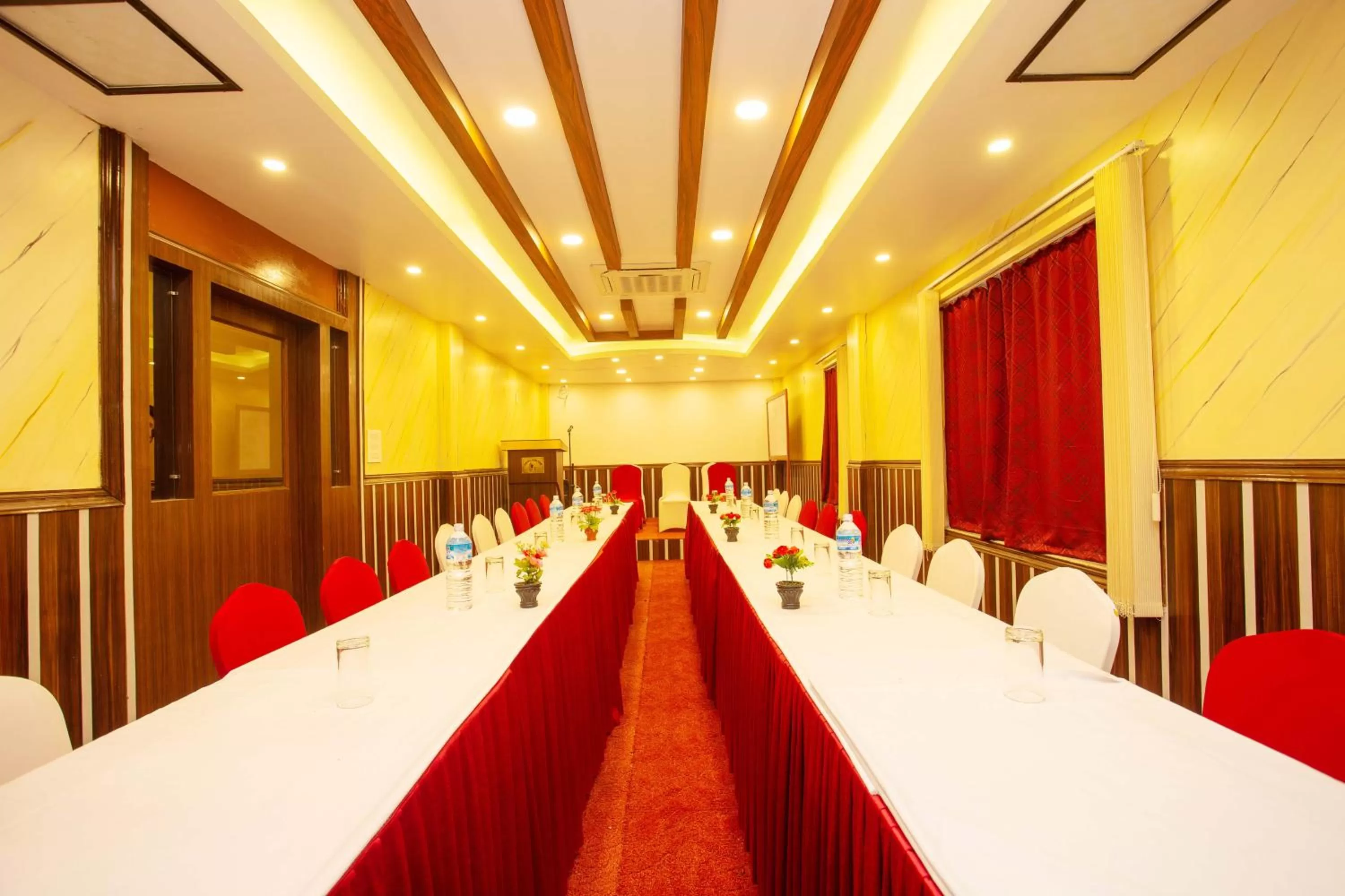 Business facilities in Hotel Iceland