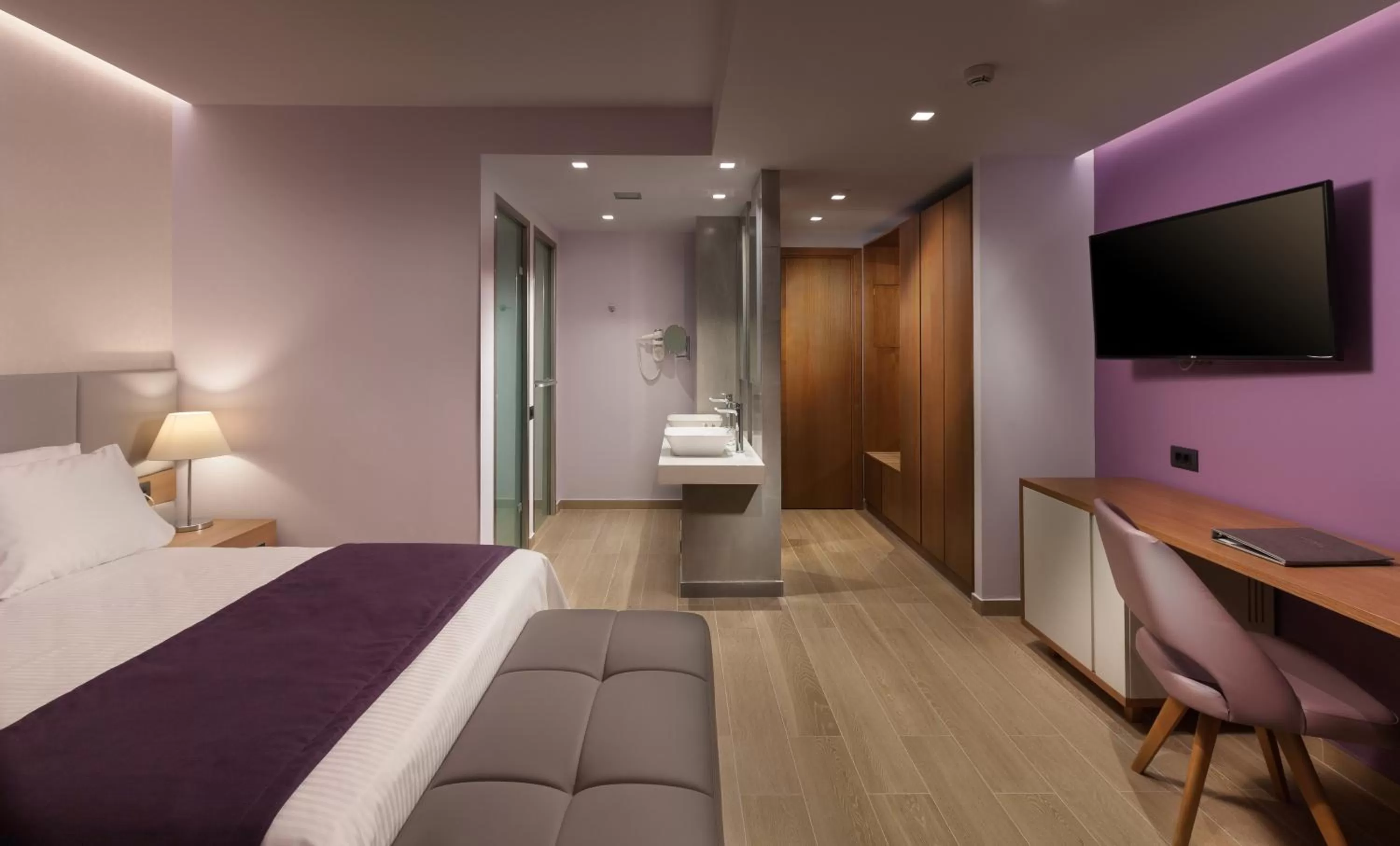 Photo of the whole room, Bed in Blue Lagoon City Hotel