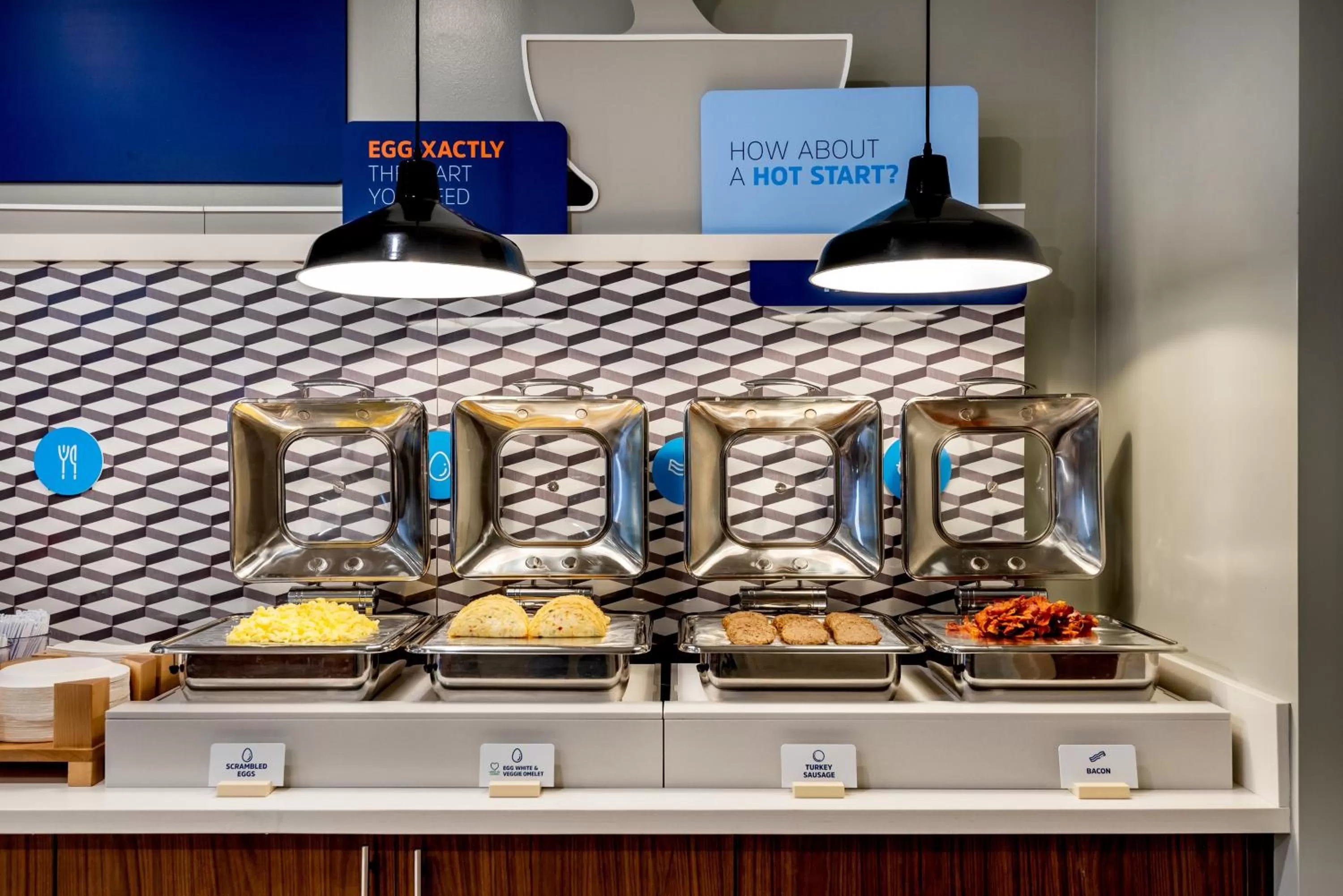 Breakfast in Holiday Inn Express & Suites Santa Ana - Orange County by IHG