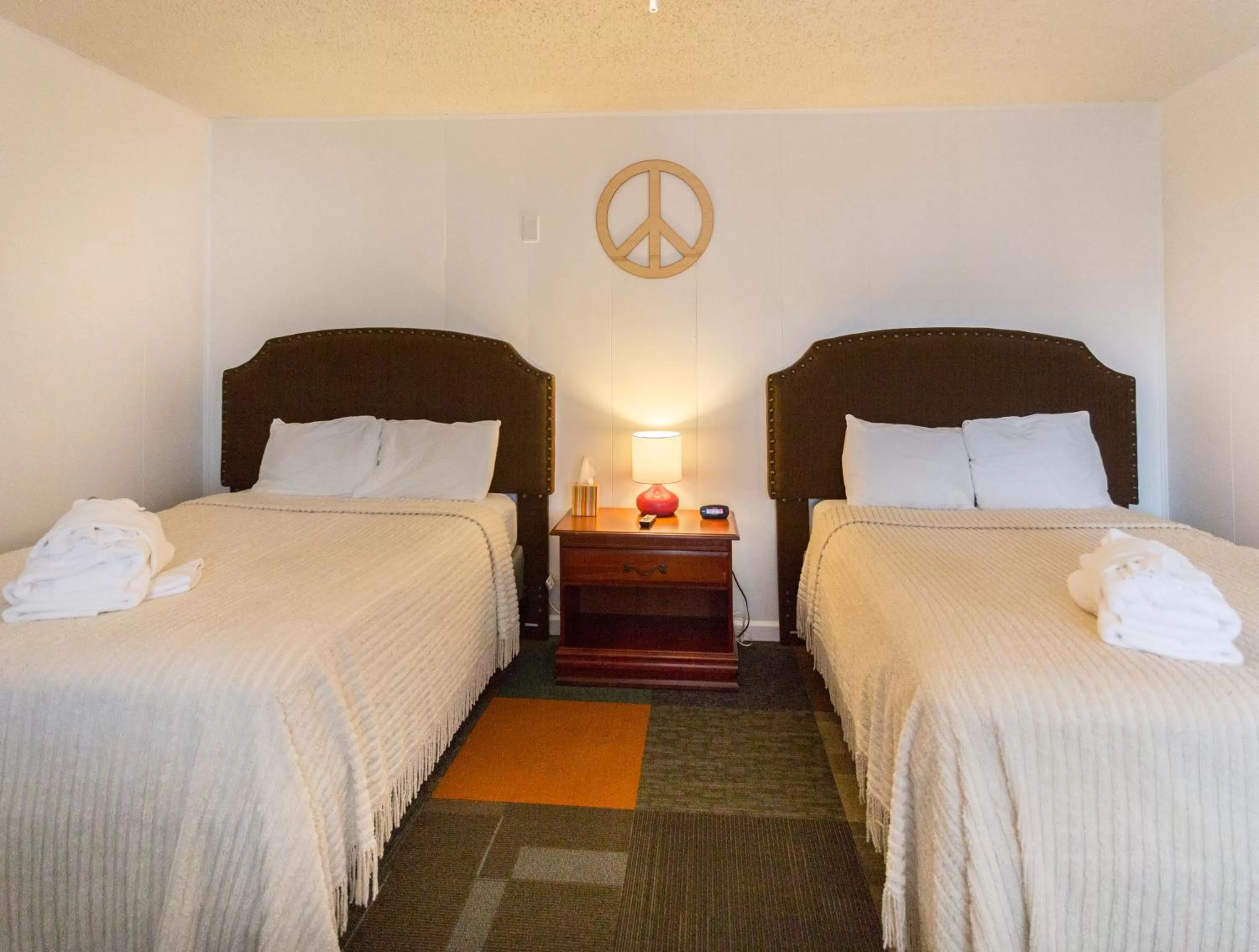 Bedroom, Bed in Sunset Motel