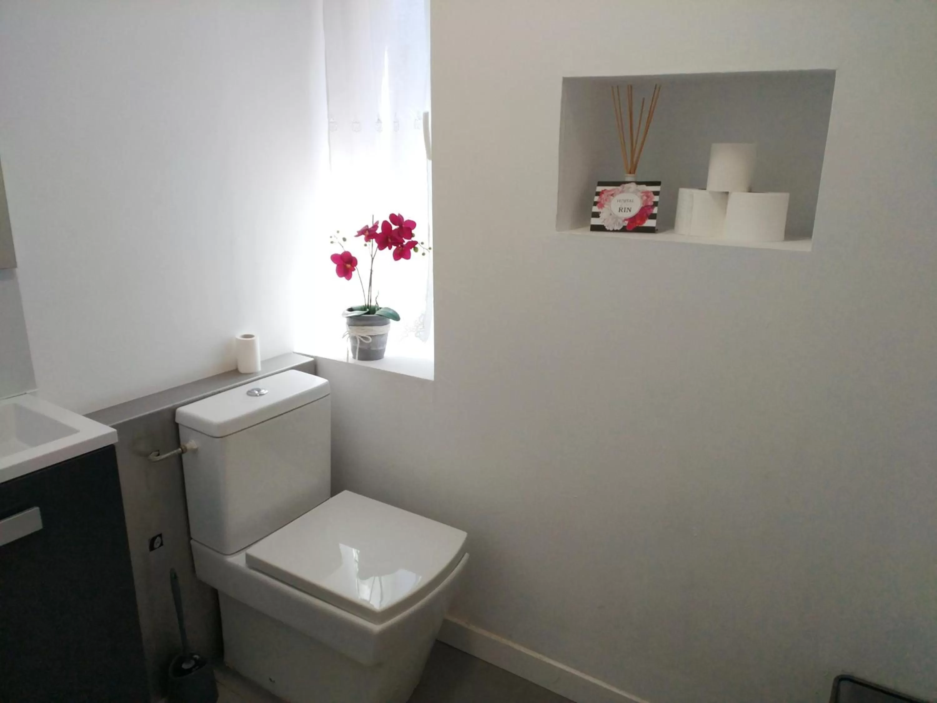 Bathroom in Rin Rooms