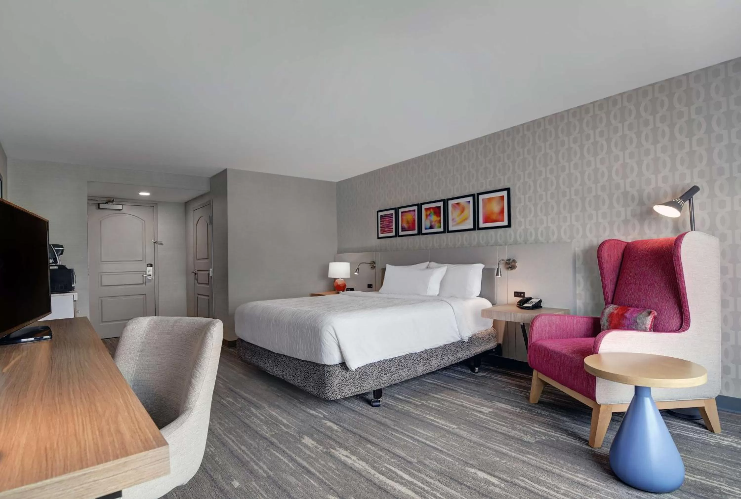 Bedroom, Bed in Hilton Garden Inn Hamilton