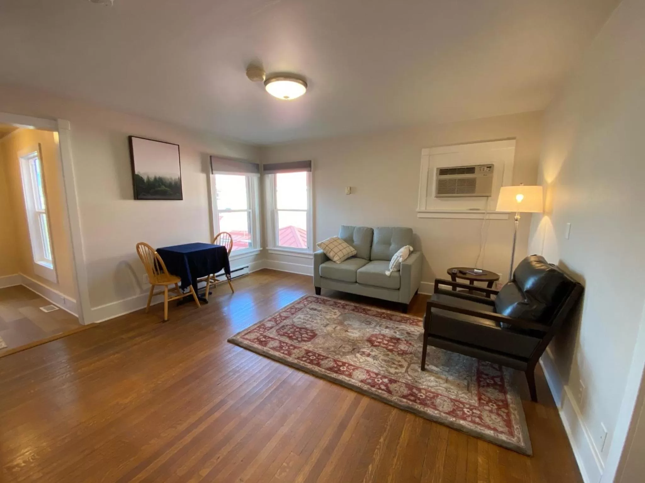Living room, Seating Area in Goldsmith's River Front Inn