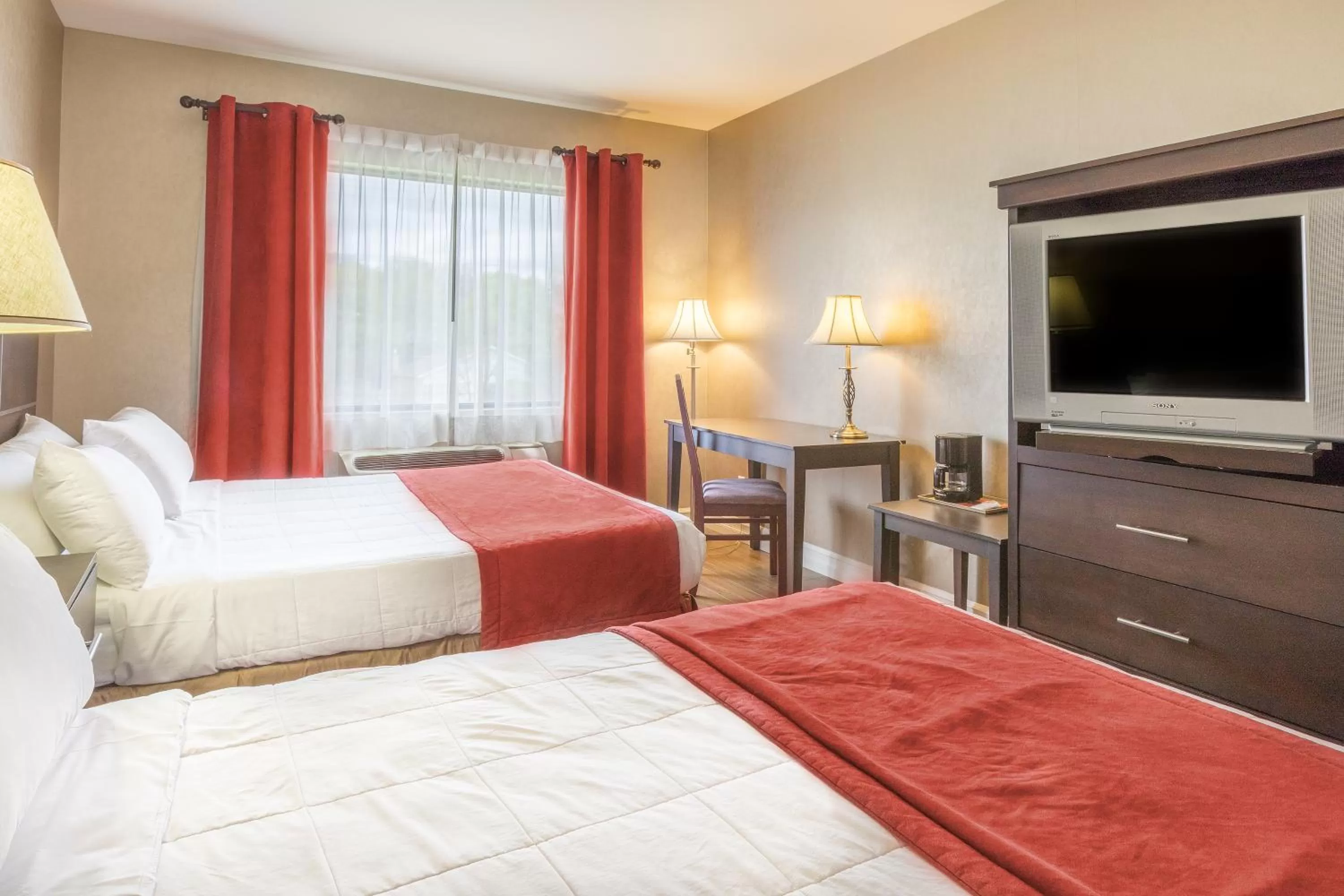 Restaurant/places to eat, Bed in Hotel Ambassadeur et Suites