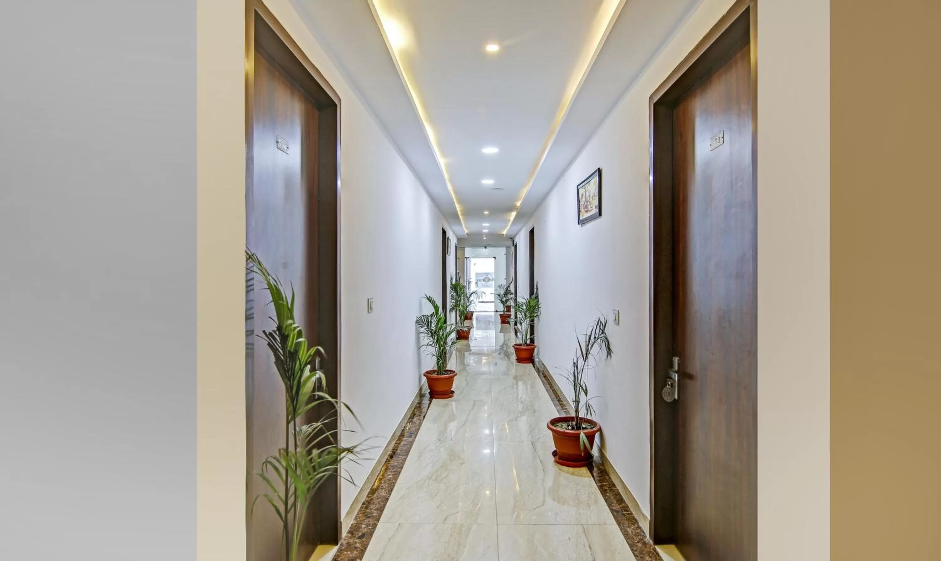 Treebo Trend Royal Empire