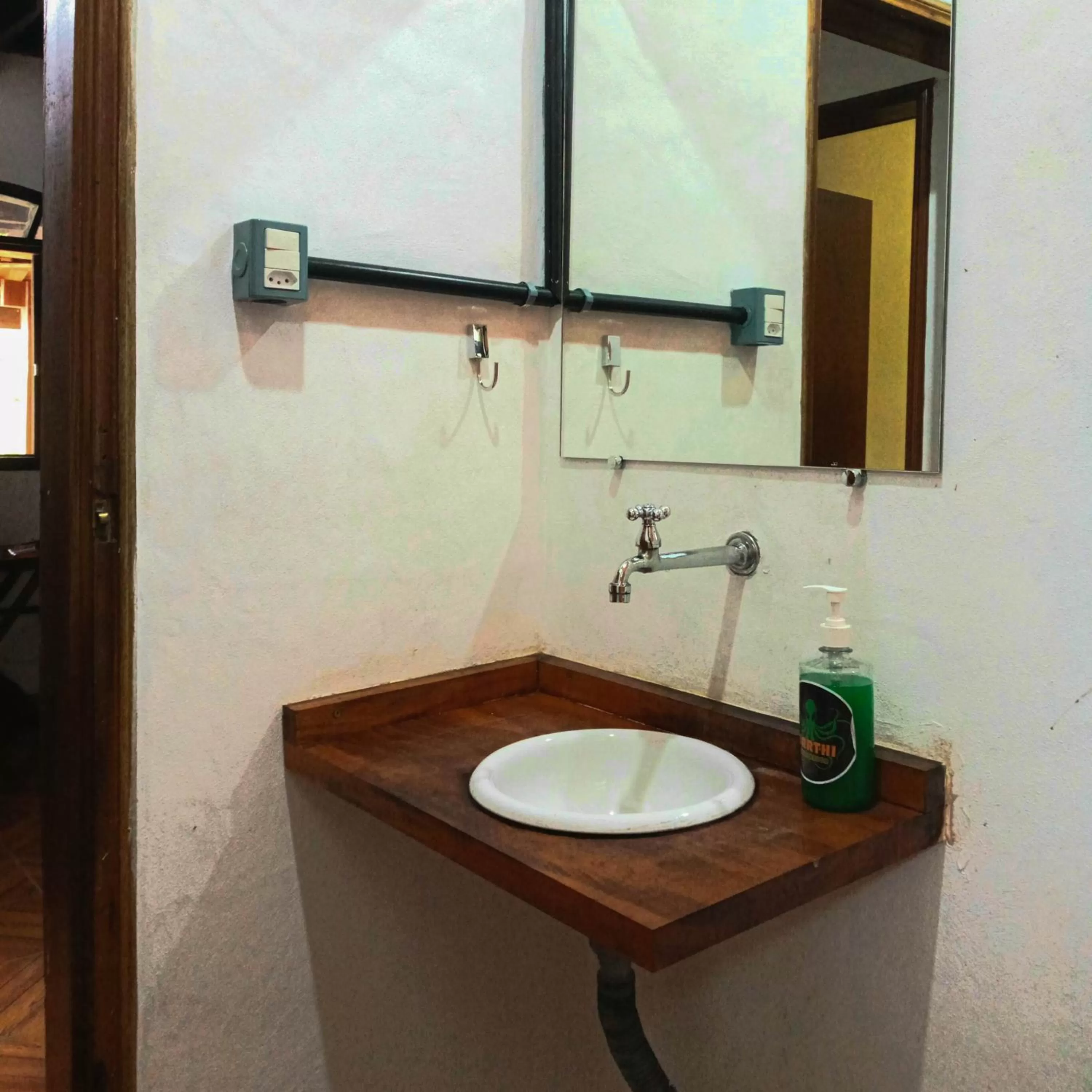 Bathroom in Pousada e Hostel Marthi