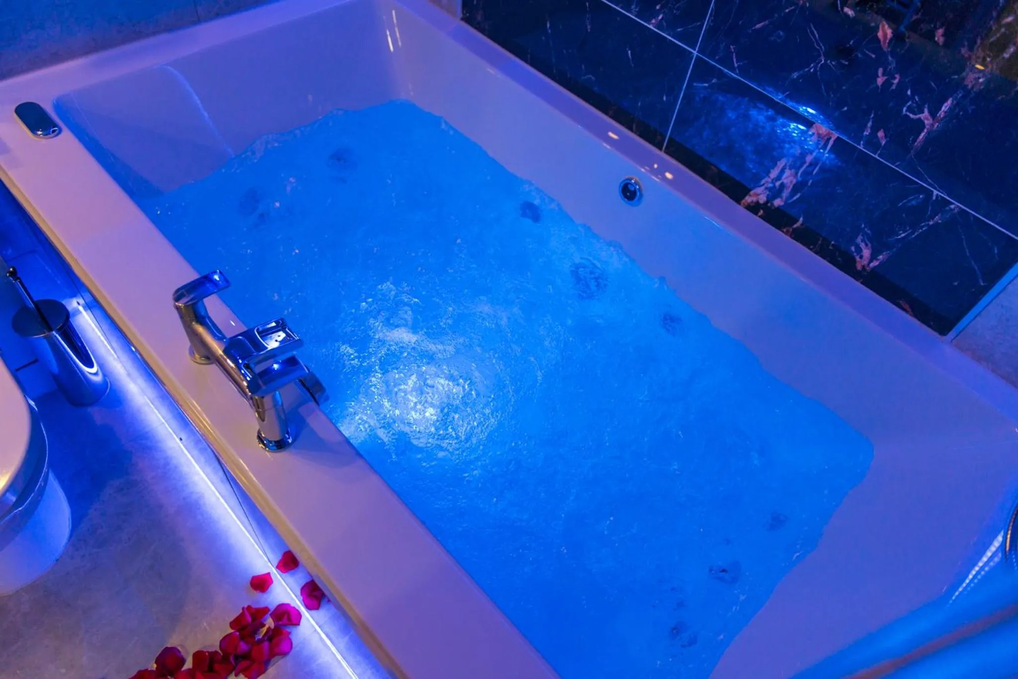 Bathroom in Sawrey Serviced Apartments