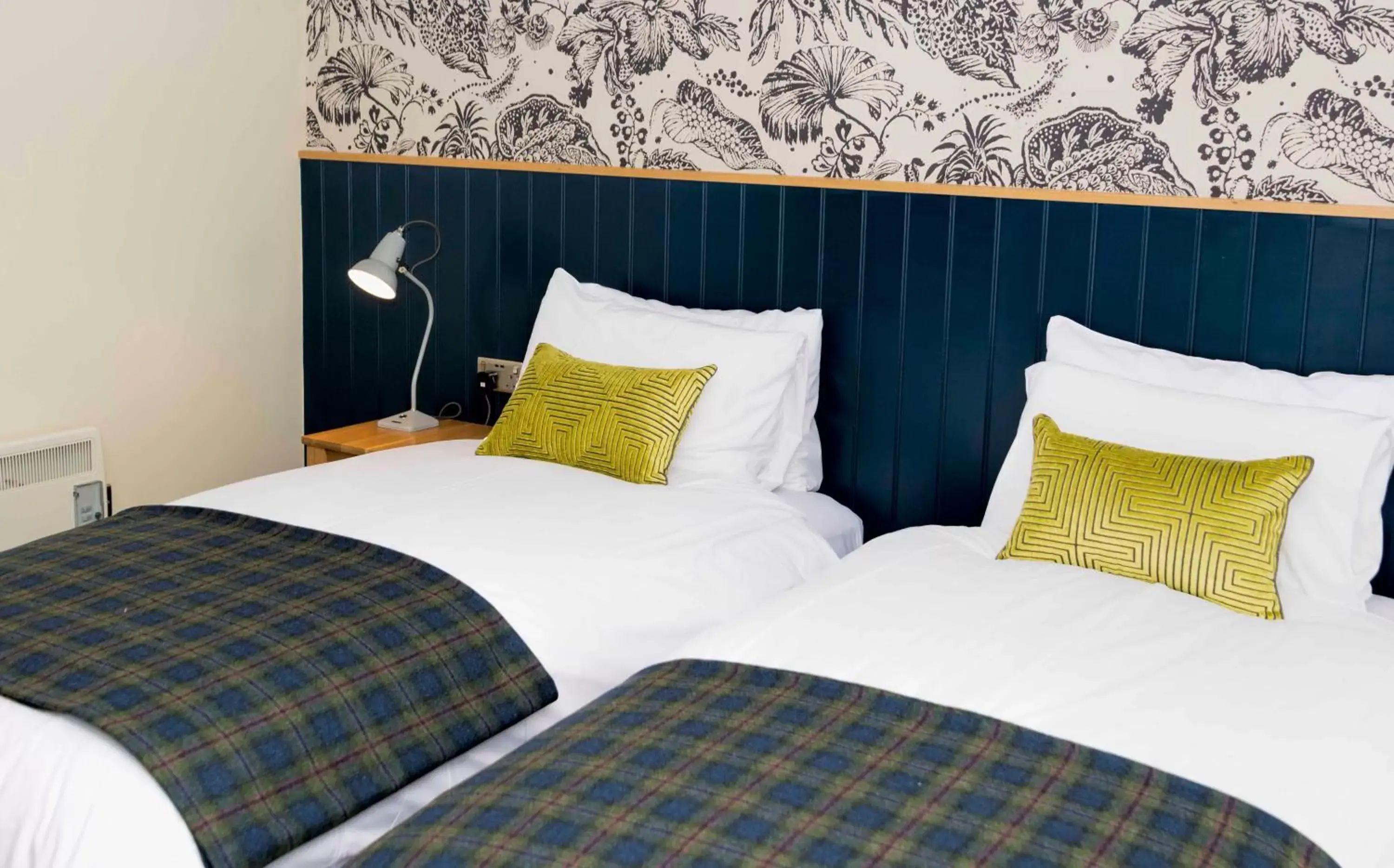 Standard Twin Room in Pen and Parchment by Greene King Inns Standard Twin Room in Pen and Parchment by Greene King Inns