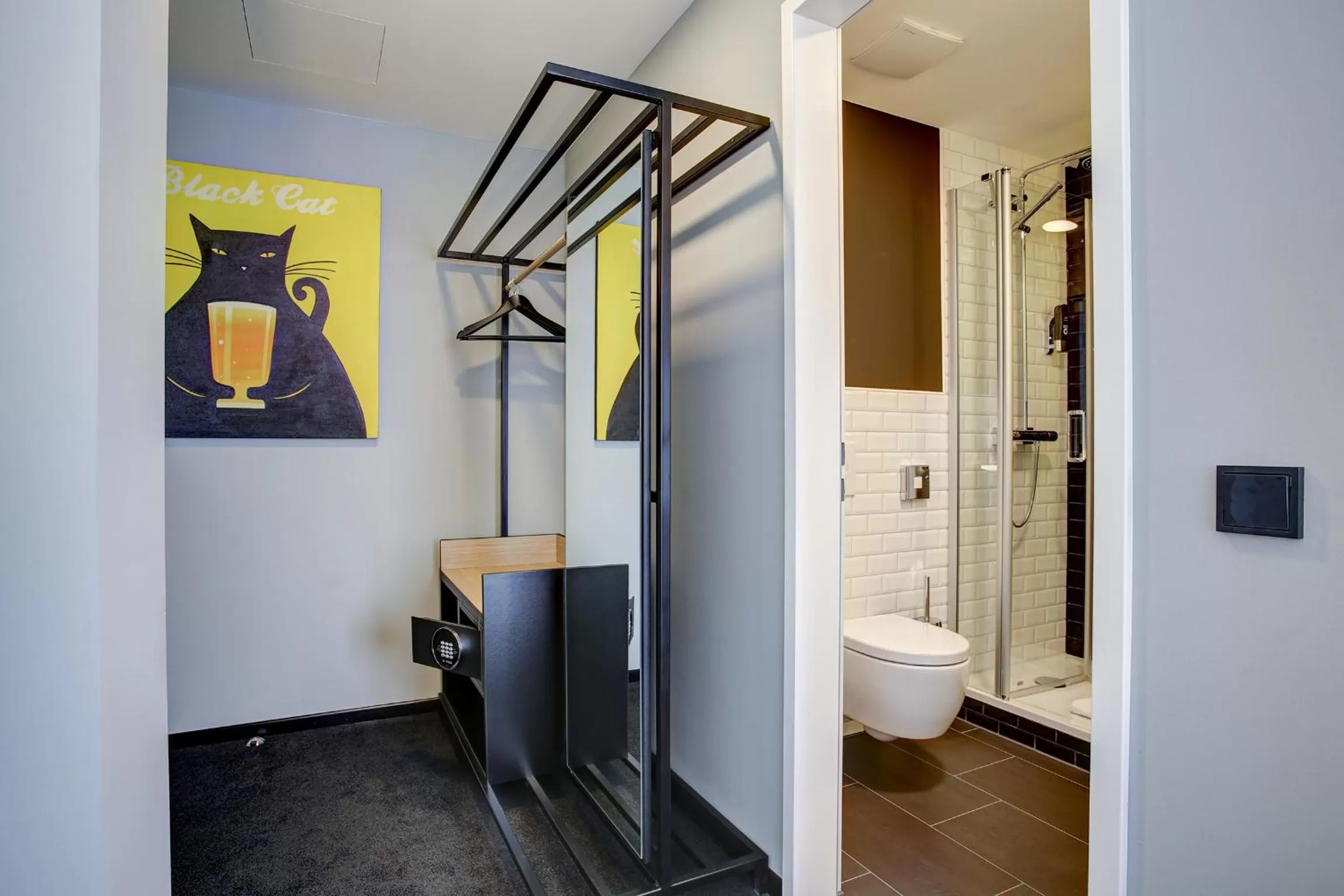 Decorative detail in Vienna House Easy by Wyndham Dortmund City