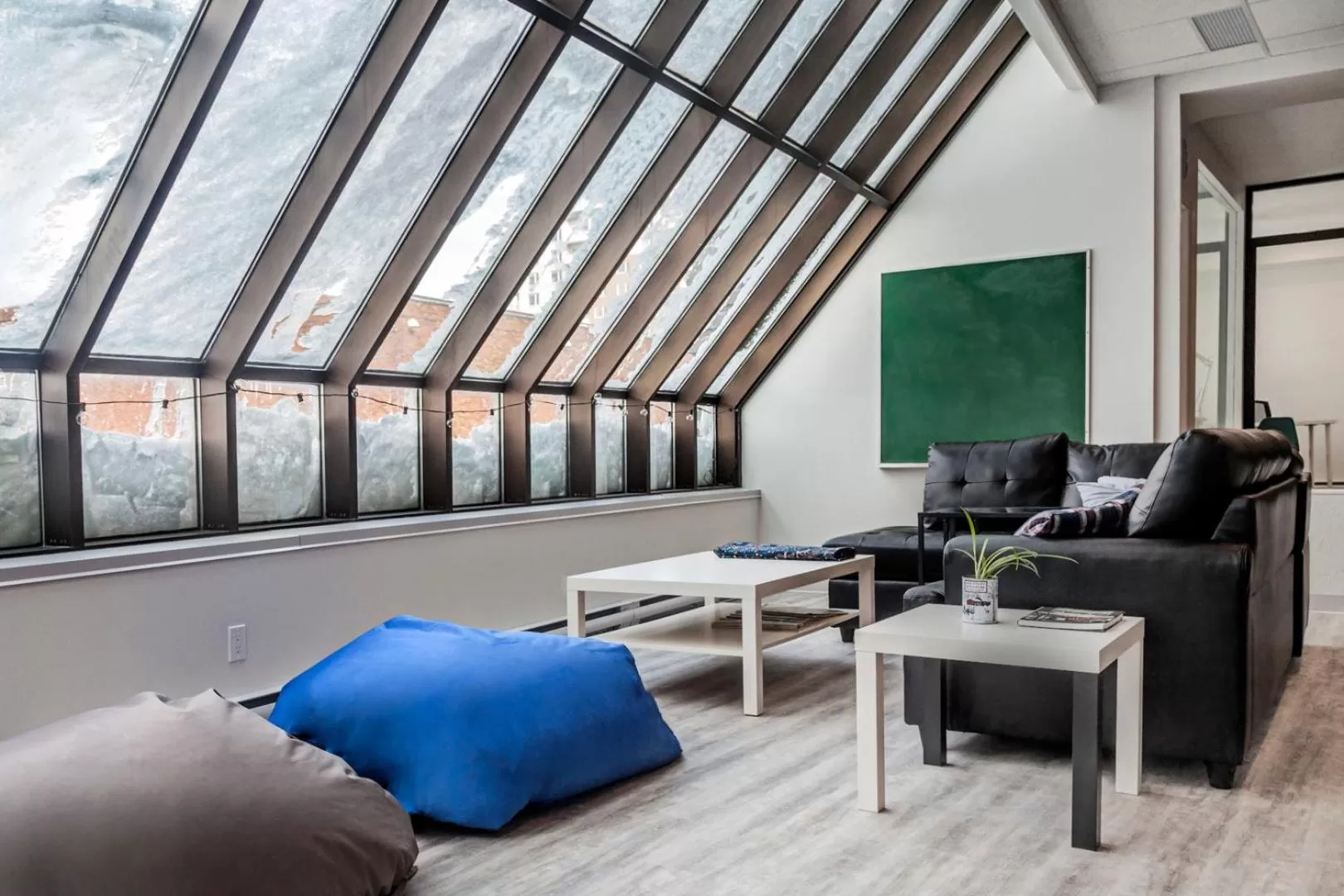 Decorative detail in Hôtel Saint-Germain Rimouski