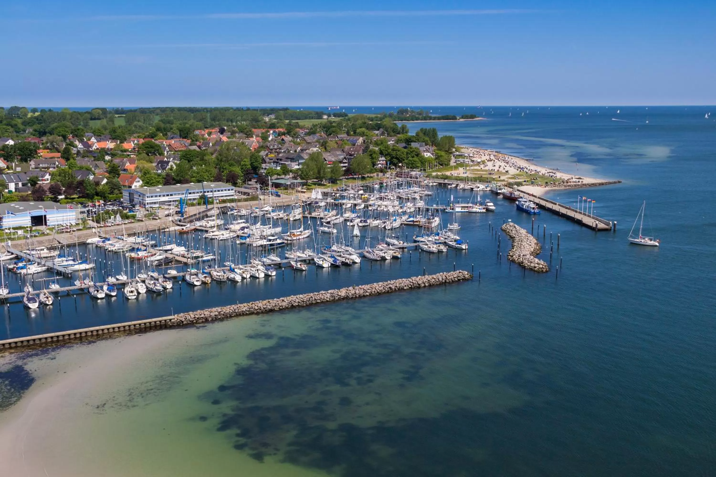 Day, Bird's-eye View in Hotel Apartments Büngers - Mein Refugium am Meer mit Sommerstrandkorb