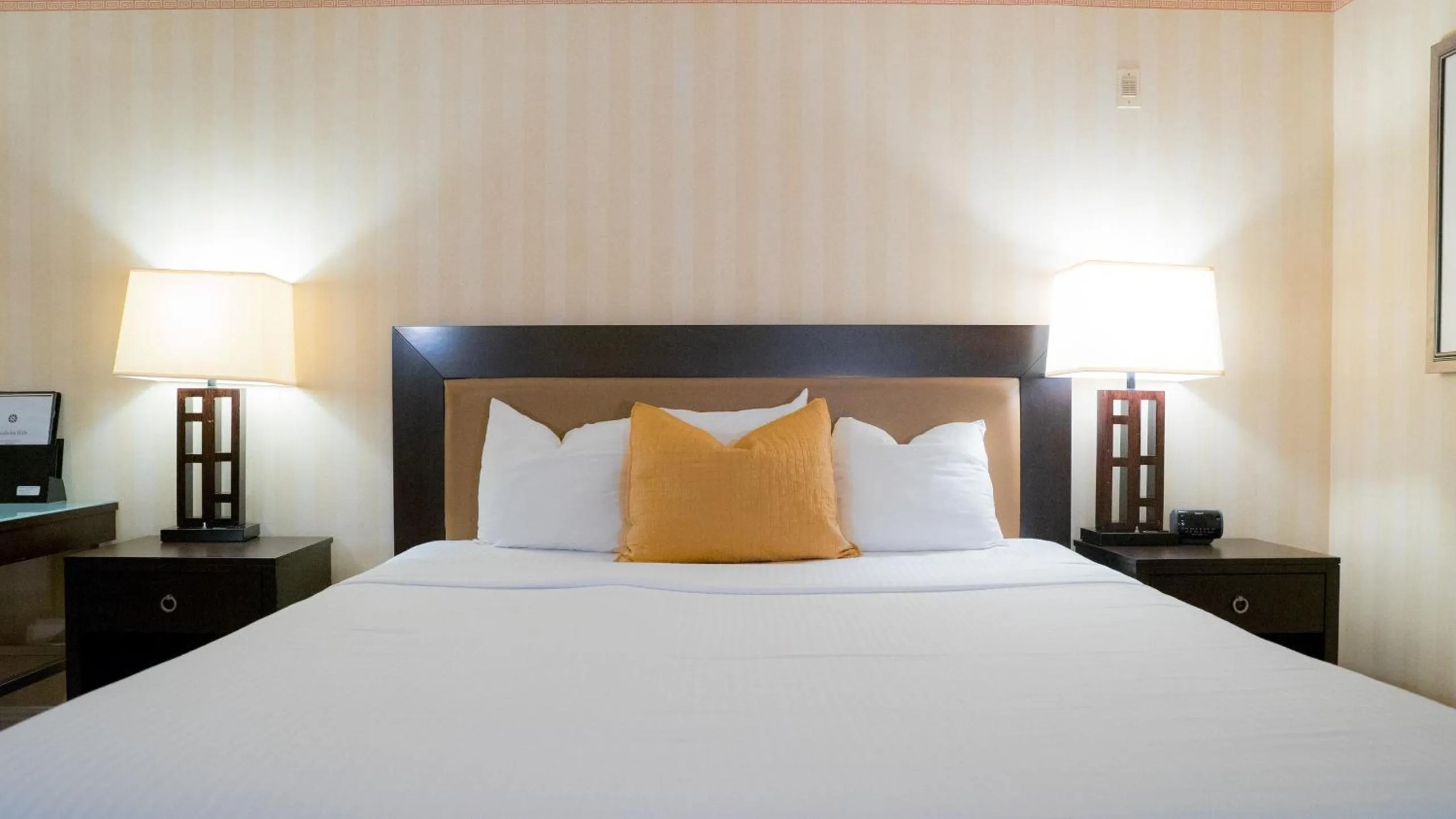 Bedroom, Bed in Motel 6 - Anaheim Hills, CA