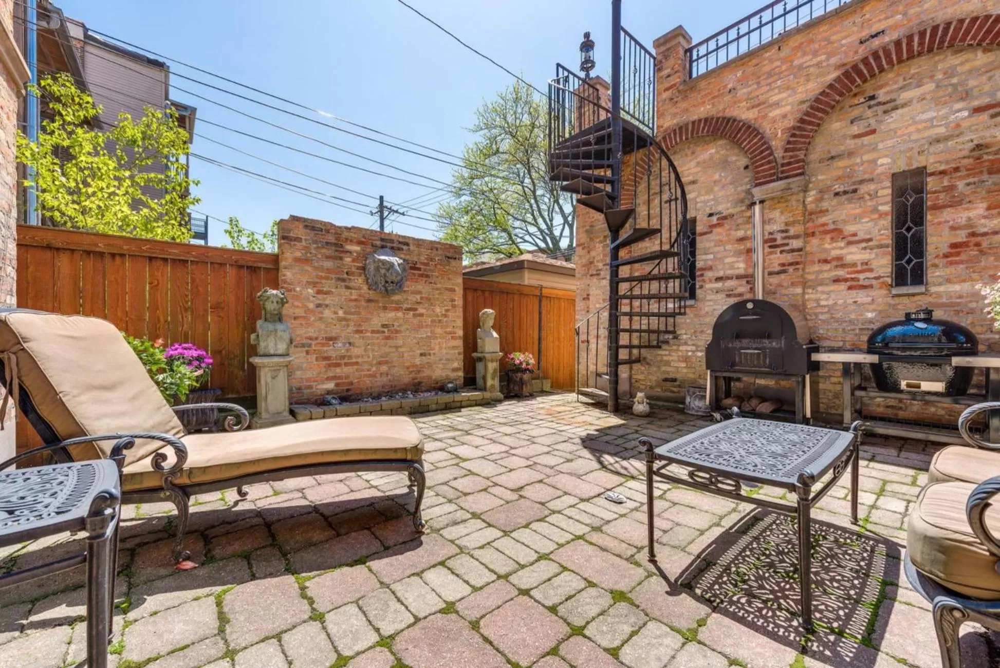 Patio in Villa D' Citta