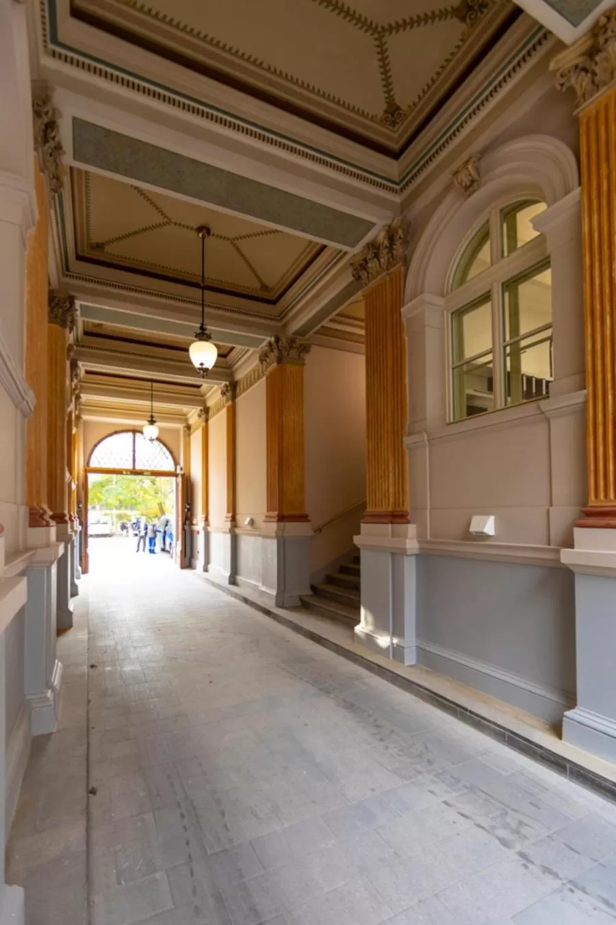 Facade/entrance in Miss Sophie's Downtown