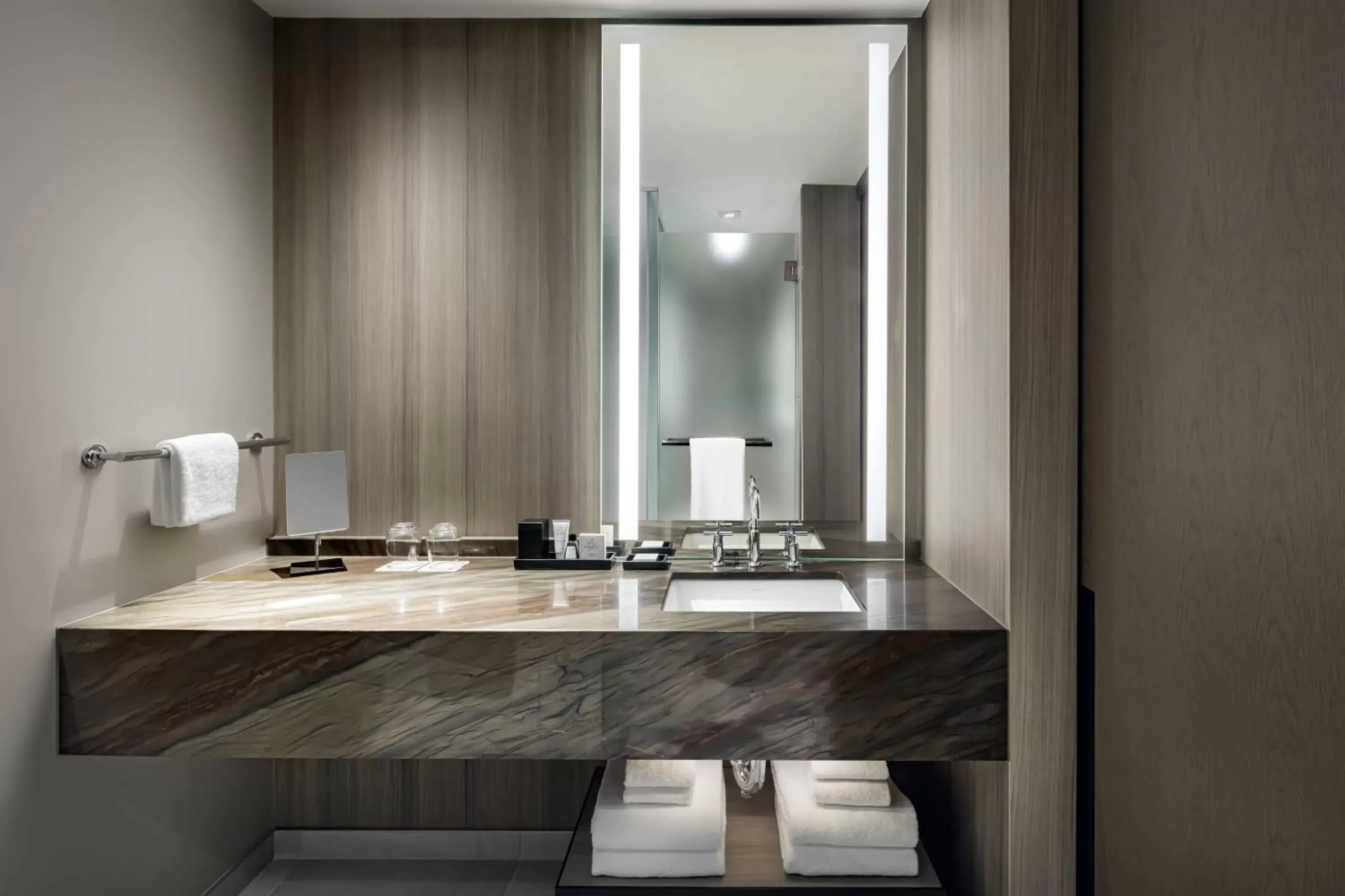 Deluxe Corner, Deluxe Guest room, 1 King, Corner room in JW Marriott Edmonton ICE District Deluxe Corner, Deluxe Guest room, 1 King, Corner room in JW Marriott Edmonton ICE District