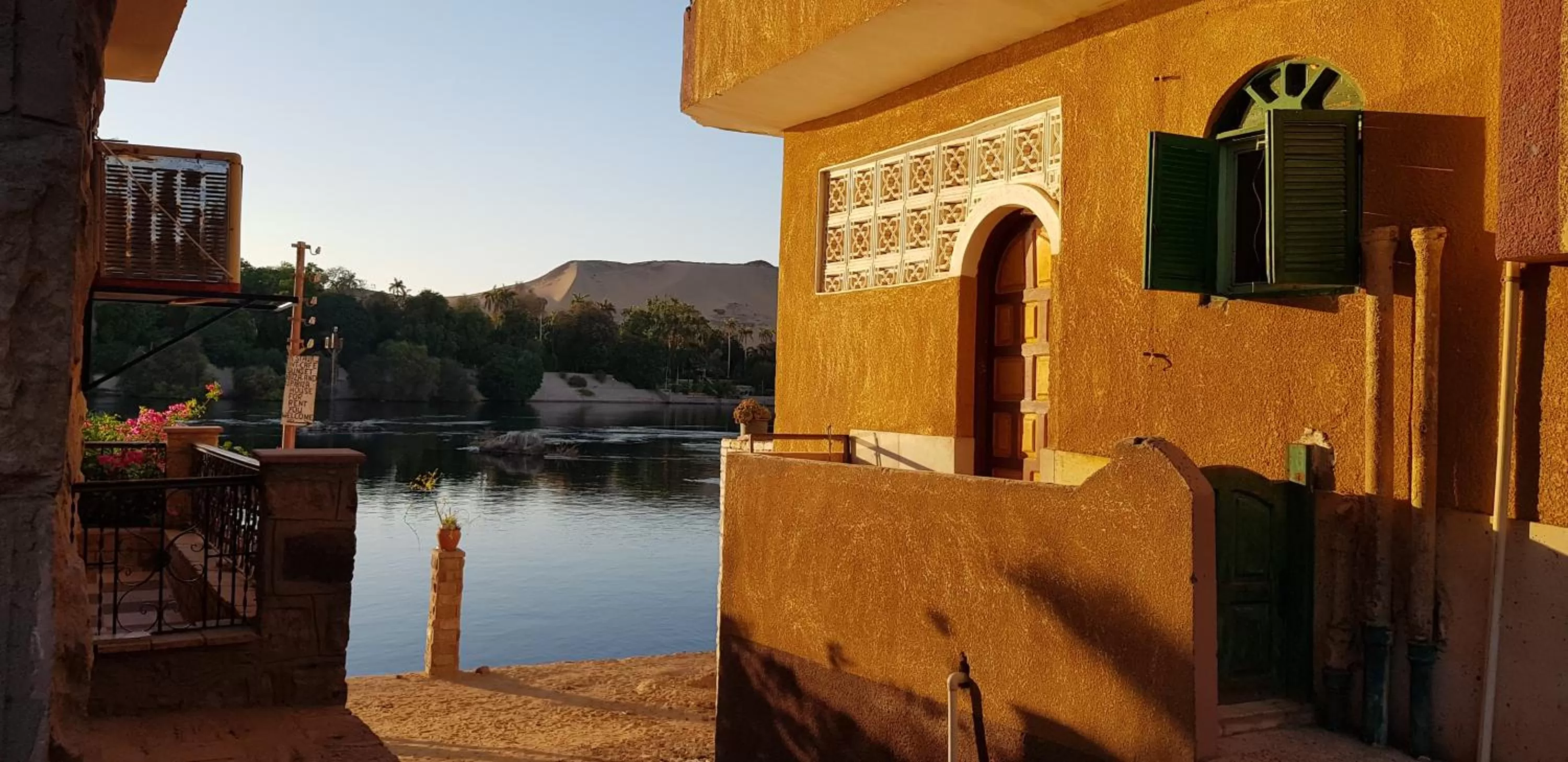 Taharka Nubian House