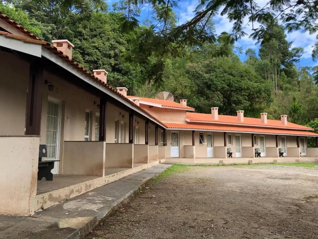 Property Building in Pousada Atibaia