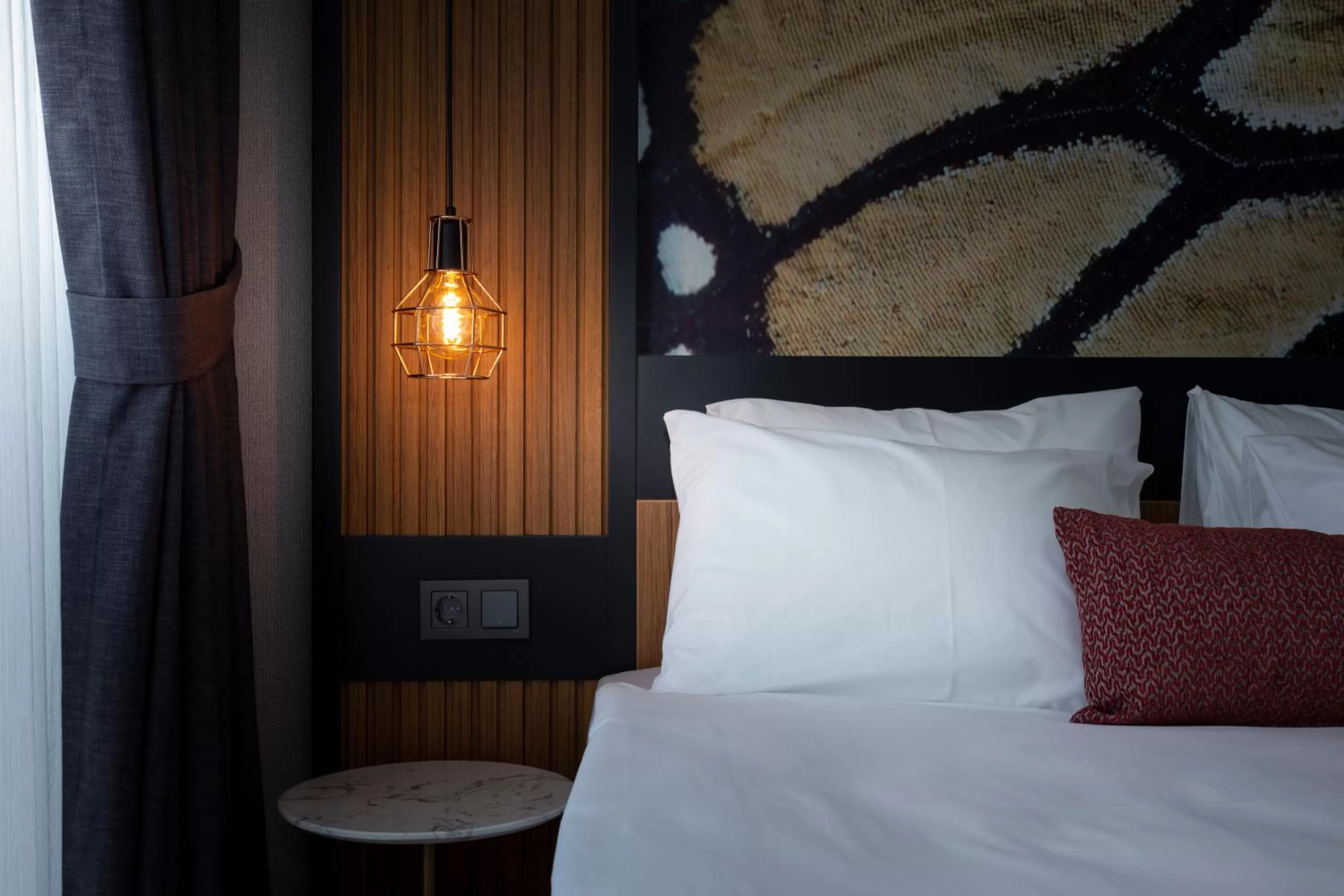 Bed in Nox Suite Rezidans